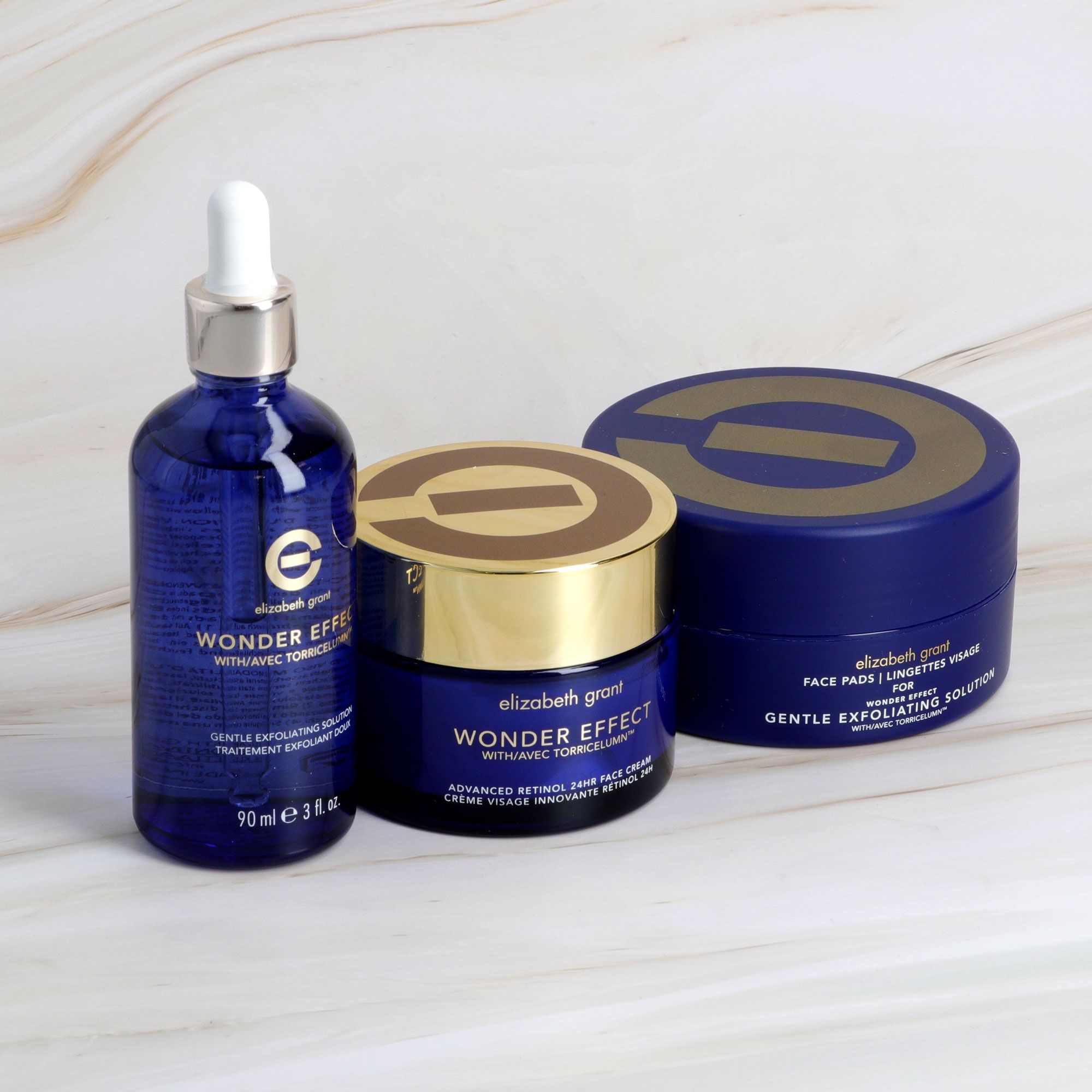 Elizabeth Grant
Crema viso (100ml),
esfloliante liquido
(90ml) e pads (30pz)