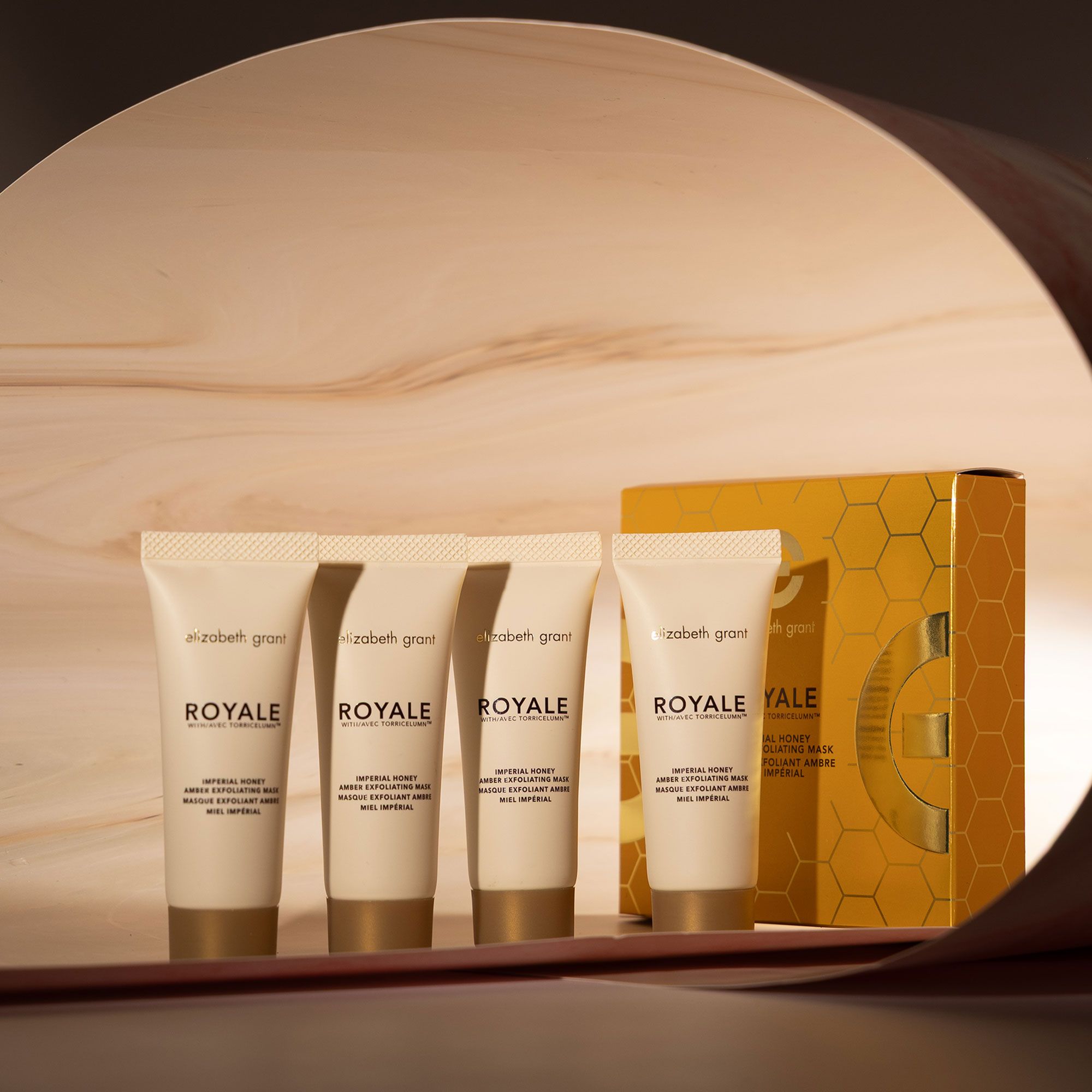 Elizabeth Grant
Royale Honey
maschera viso
esfoliante (4x20 ml)