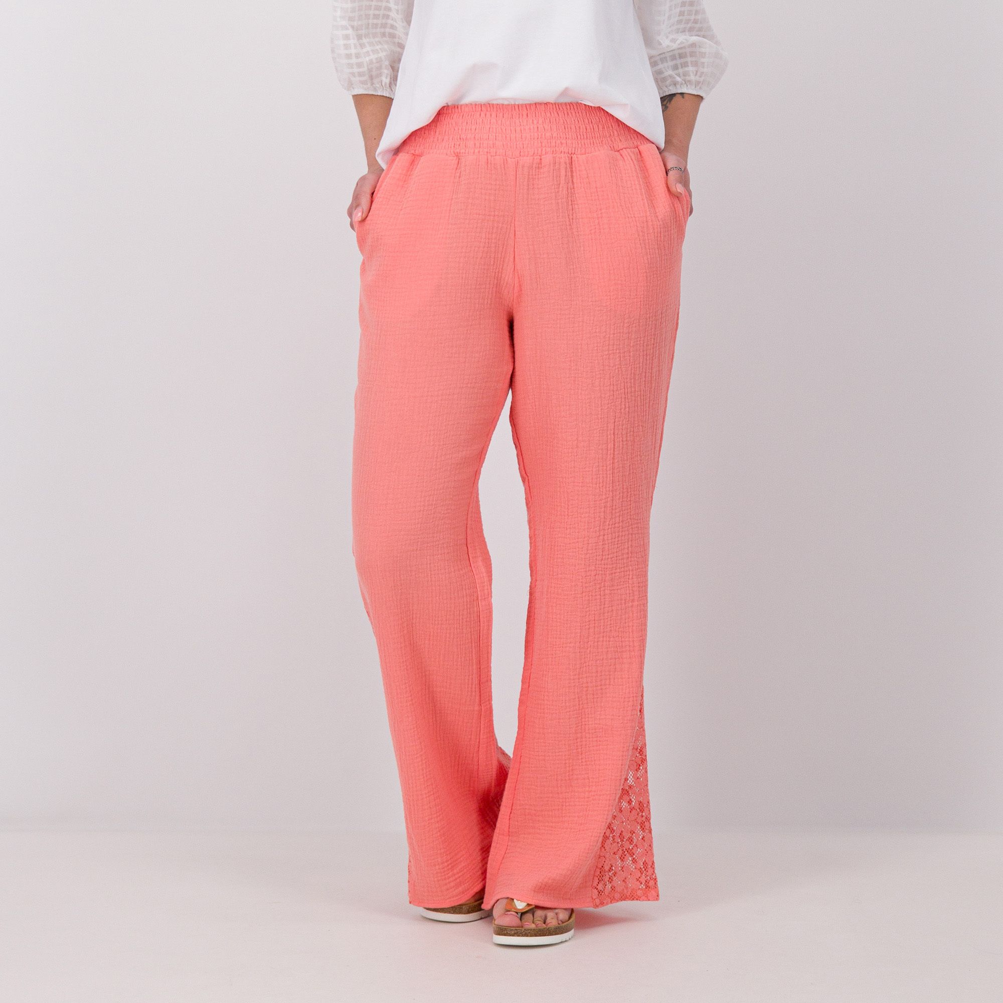 Isaac Mizrahi Live!
Pantaloni a gamba
larga in garza di
cotone effetto crespo