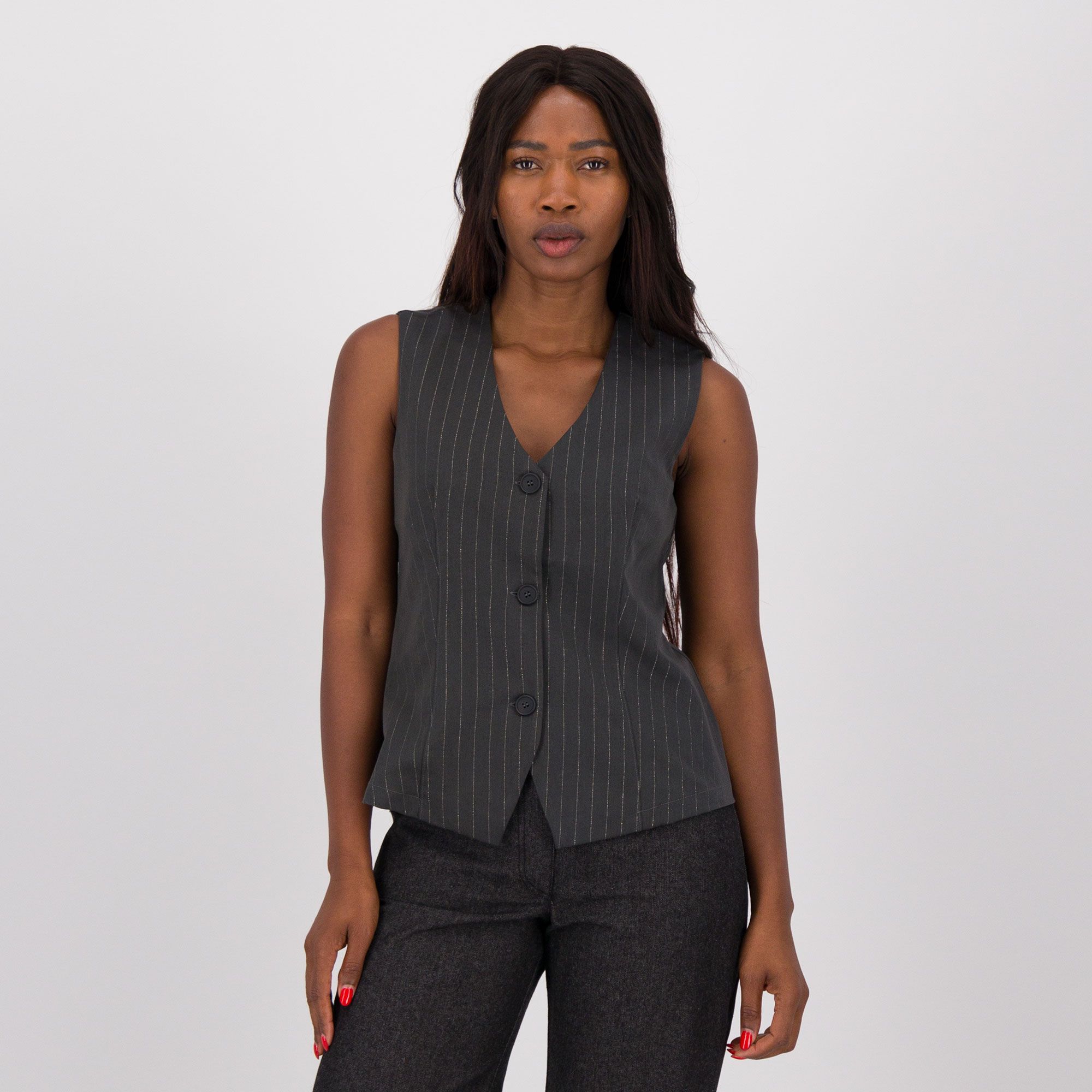 M’ama
Gilet a tre bottoni
con motivo gessato
in lamé