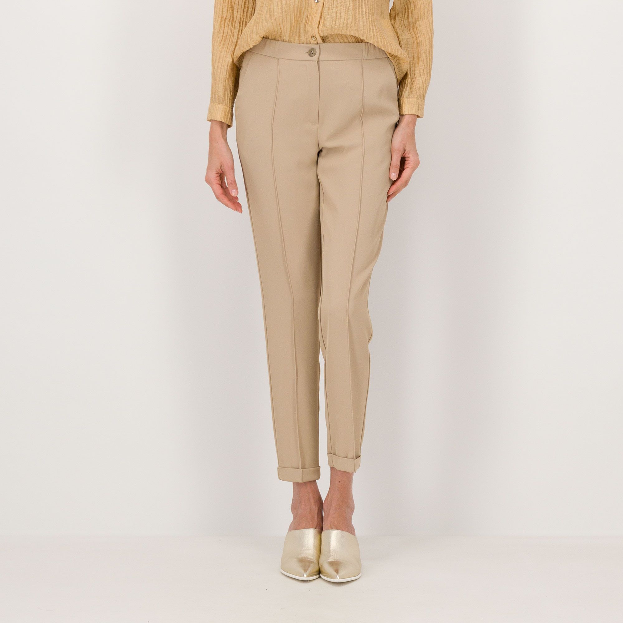 Extesa
Pantaloni in cady
con elastico
e risvolto