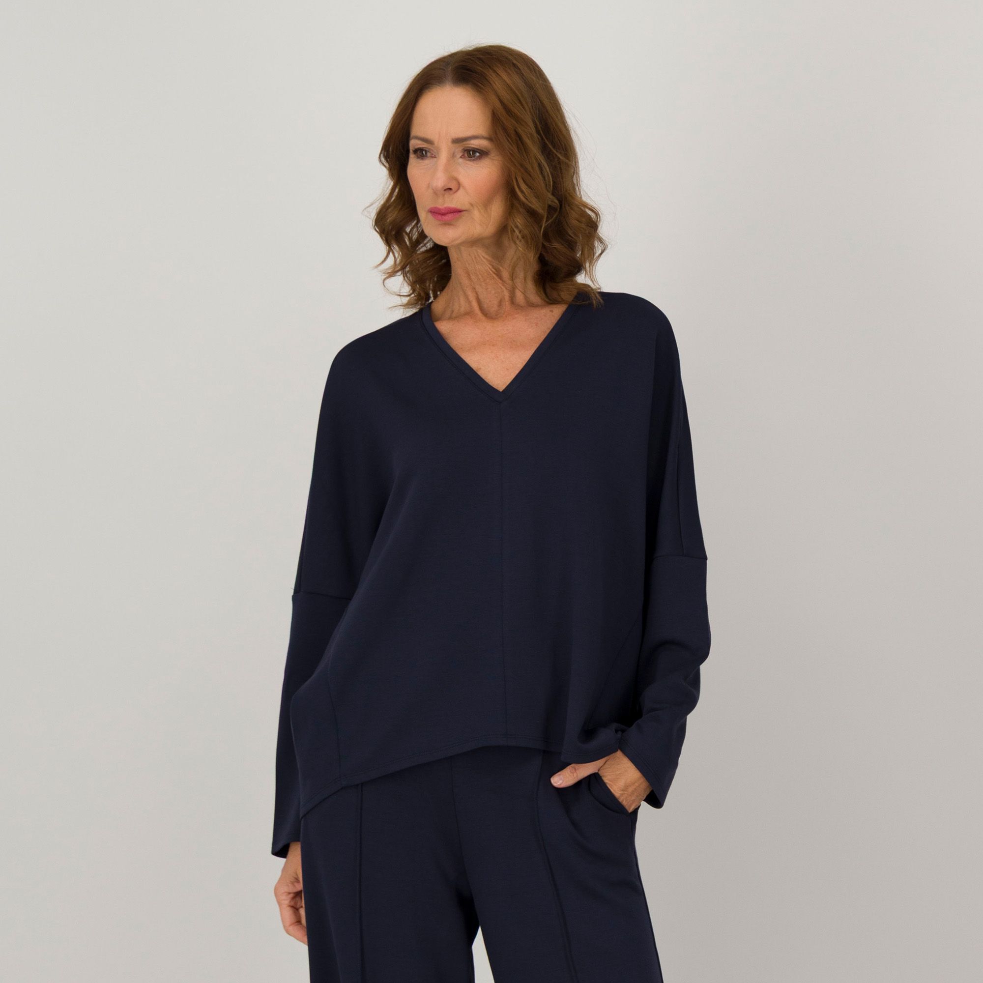 Wynne Layers
Maglia ampia
con scollo a V