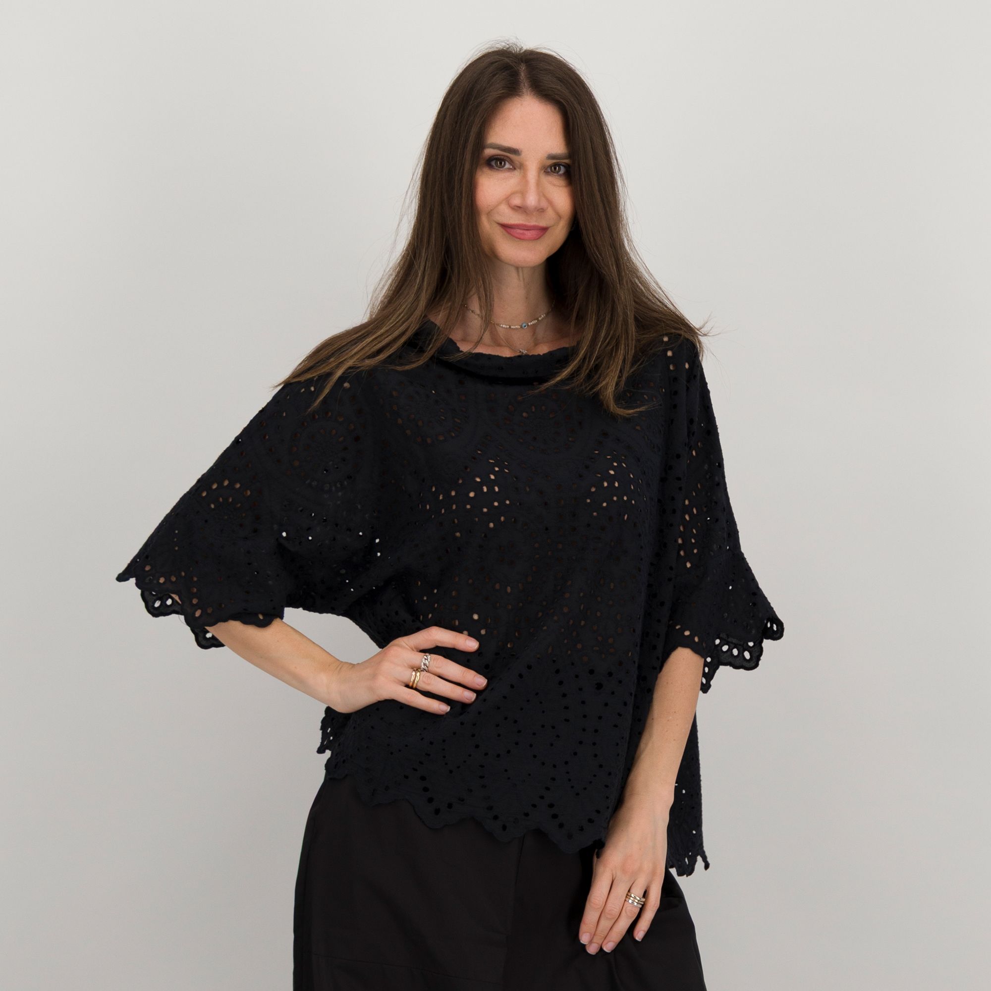 Lucrezia Sciortino Camicia in pizzo Sangallo