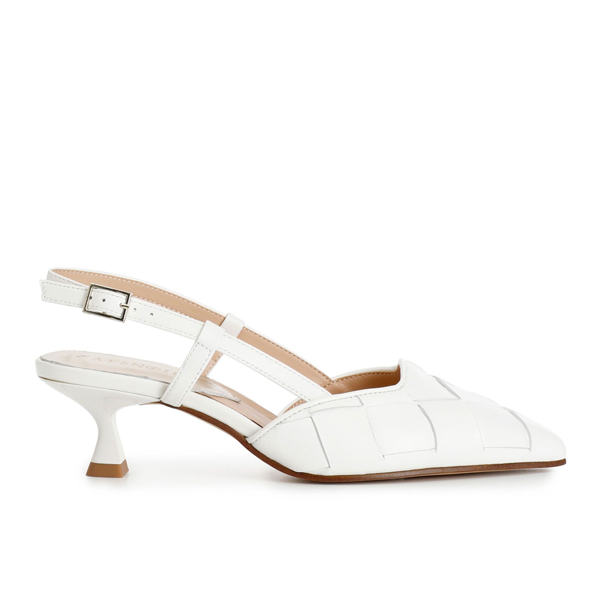 Cafè Noir
Sandali slingback
in pelle con tomaia
motivo intreccio