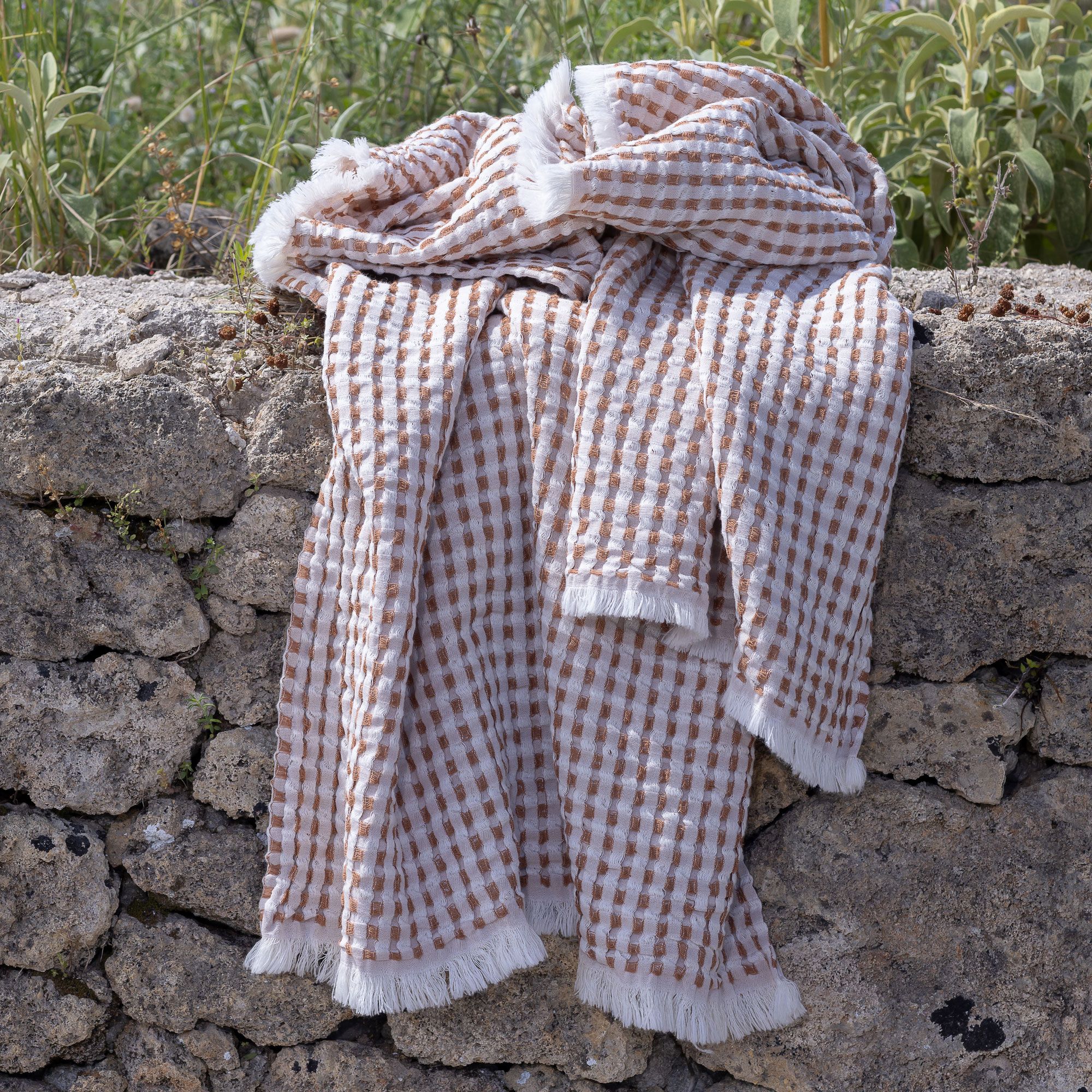 Ferò
Telo bagno
in cotone a nido 
d'ape con frange