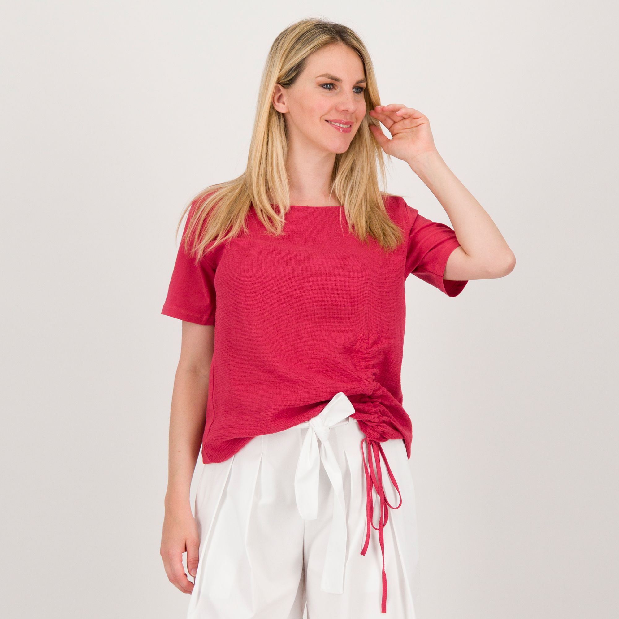 Enjoy
T-shirt davanti
in cotone fiammato
con arriccio