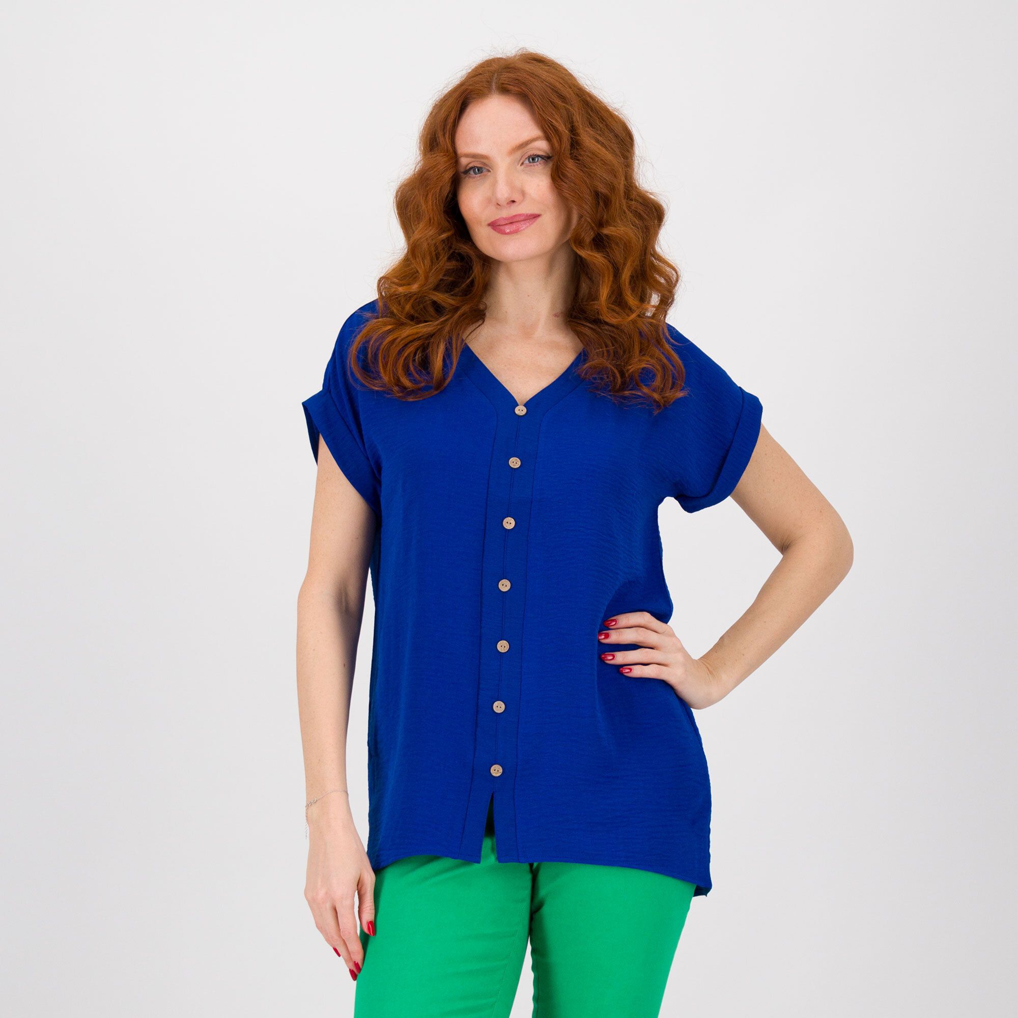 Nina Leonard
Blusa a maniche 
corte con bottoni
decorativi