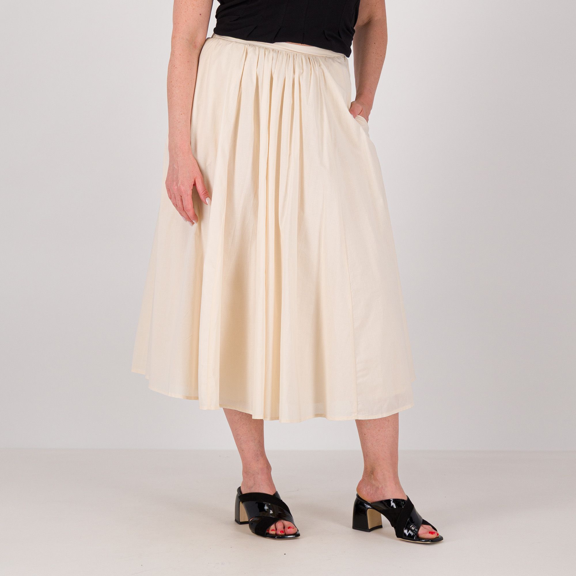 Parker & Rowe
Gonna midi
in cotone
con elastico in vita