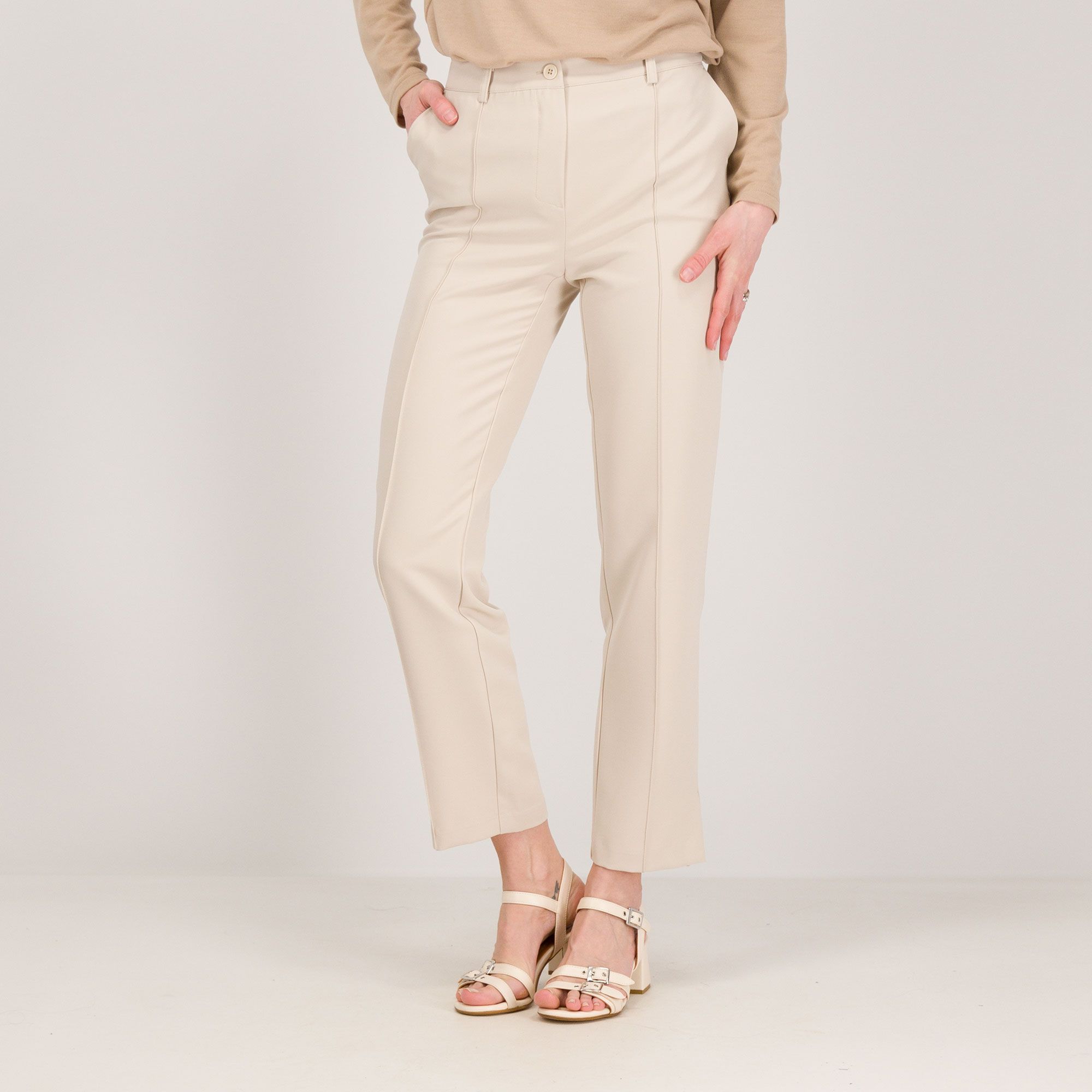 Caterina Lancini
Pantaloni a sigaretta
con nervatura
anche Petite