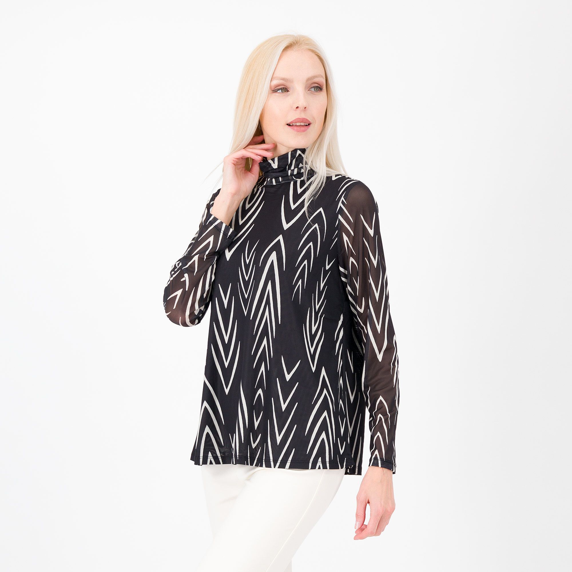 Wynne Layers
Dolcevita in tulle
elasticizzato