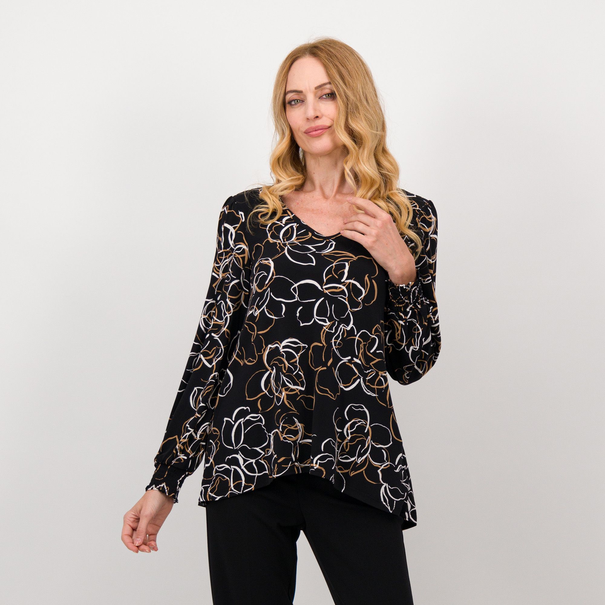 Nina Leonard
T-shirt in jersey
fantasia con maniche
lunghe balloon