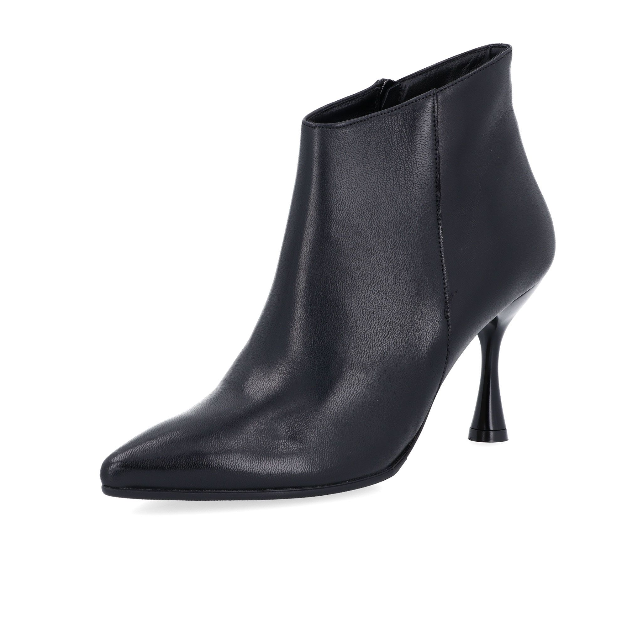 Le Serpentini
Tronchetti in pelle
con zip e tacco 8 cm