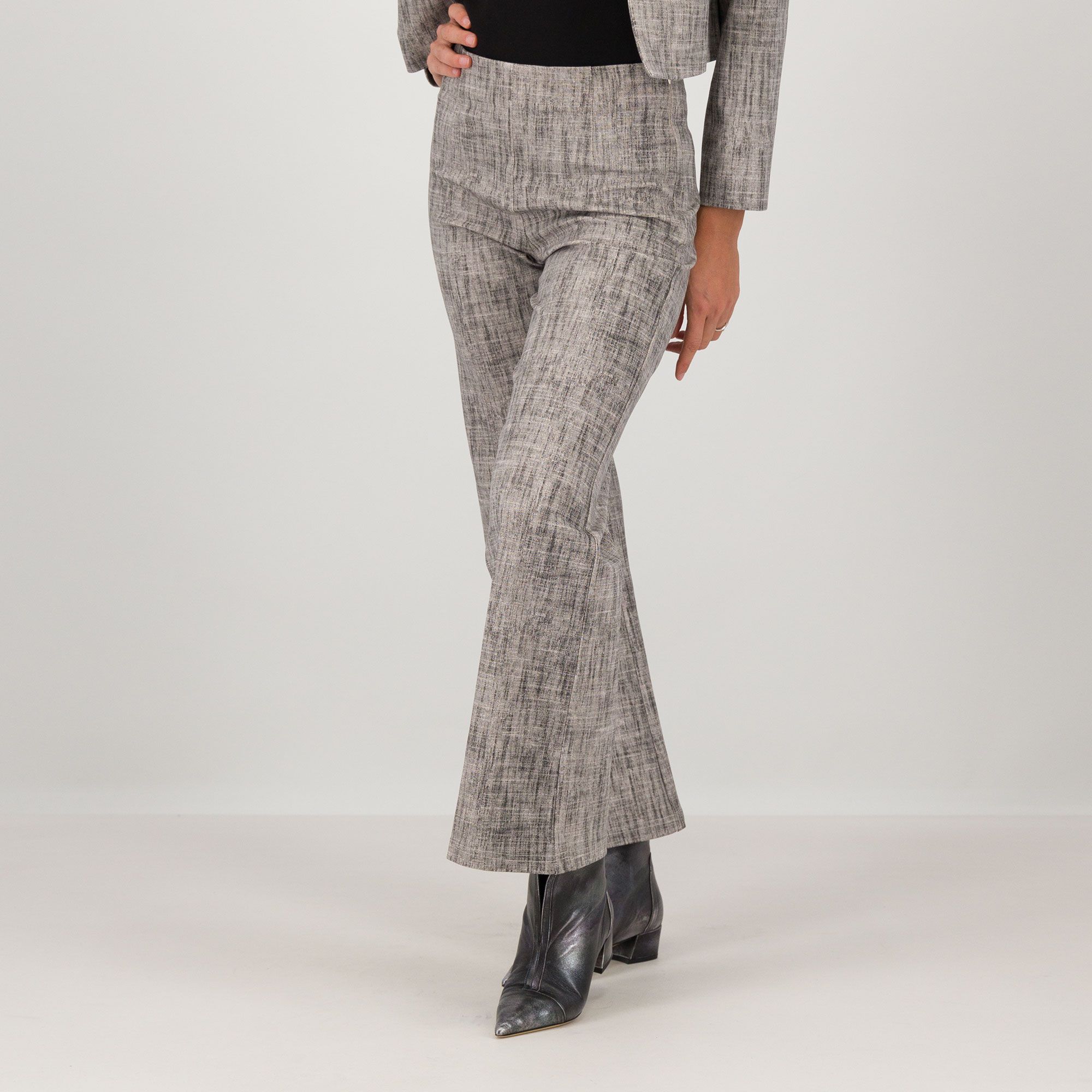 Officina della Moda
Pantaloni ampi in
punto Milano