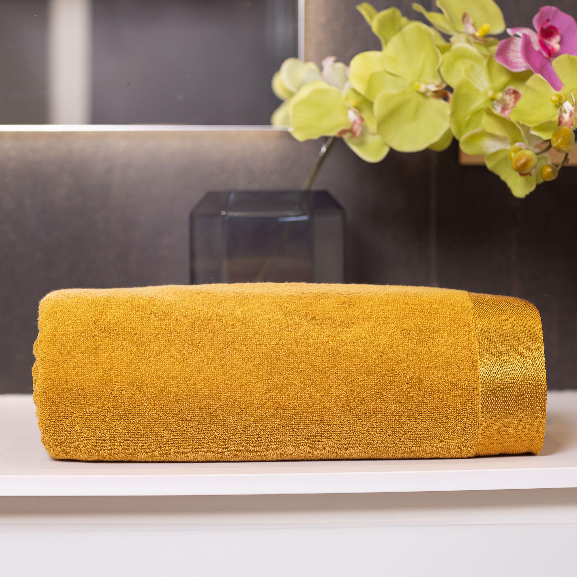 Ferò Elisir Telo bagno in cotone con bordo lucido