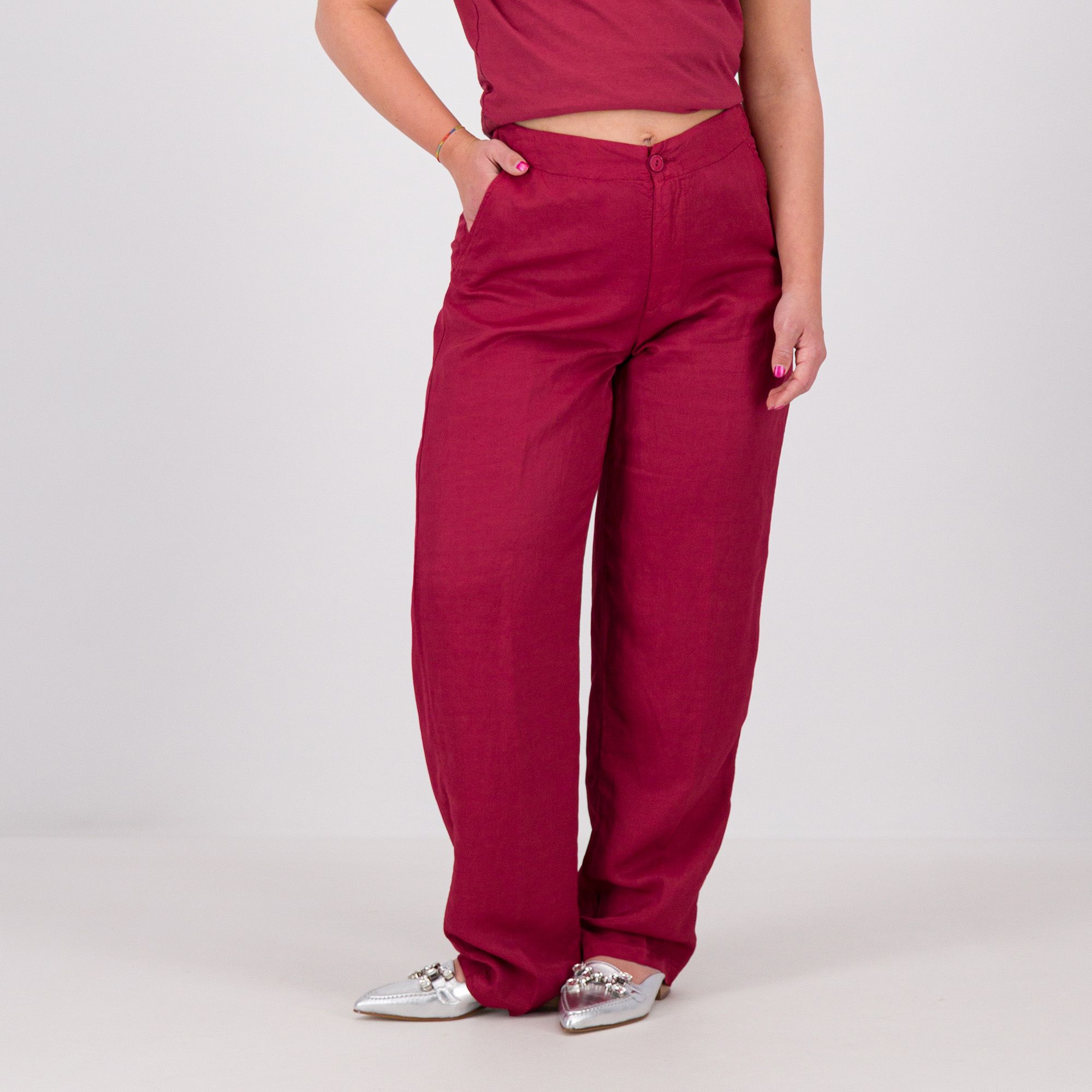 Colour Lab
Pantaloni a carota
in twill di
viscosa con lino