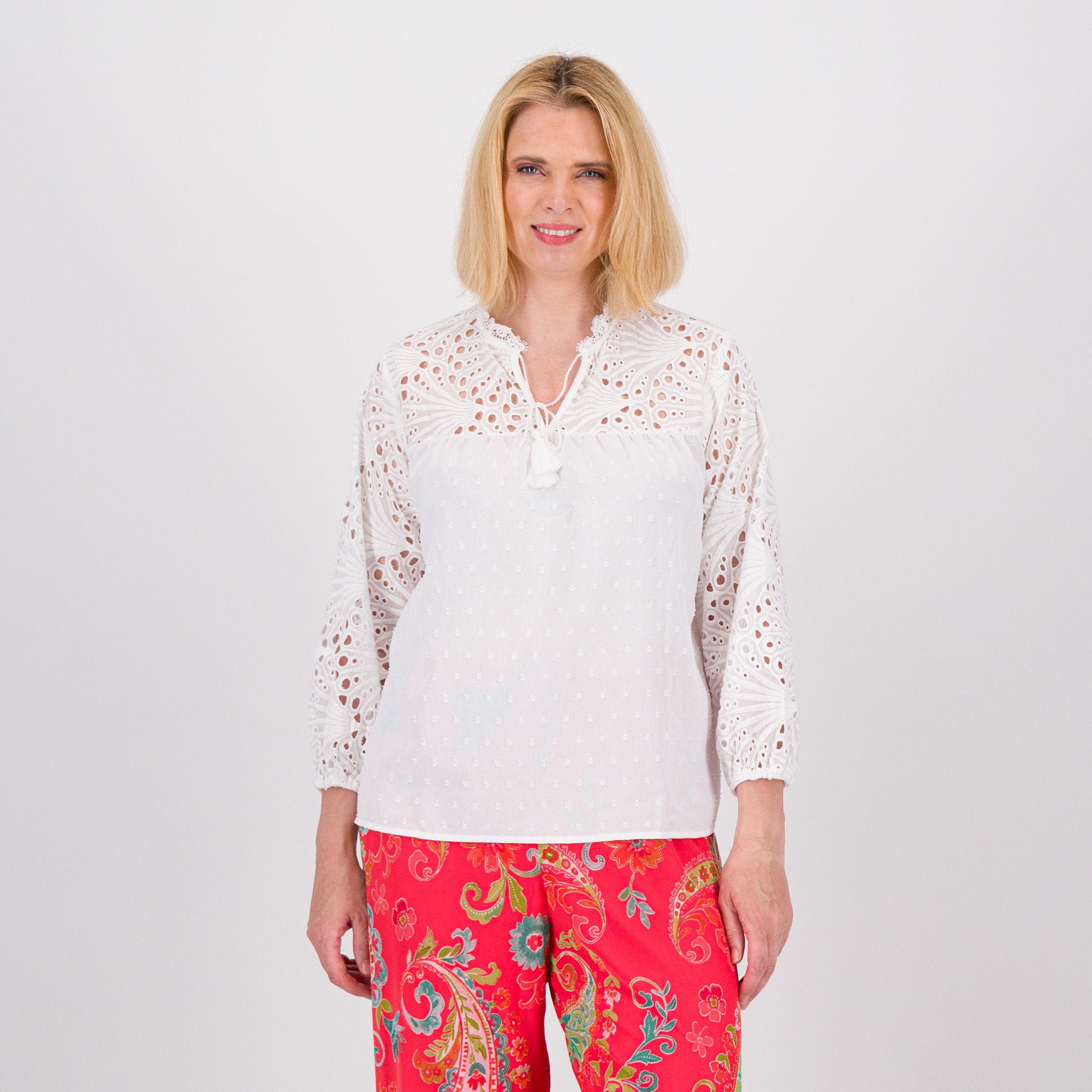 Parker & Rowe Blusa con pizzo sangallo con manica lunga a sbuffo