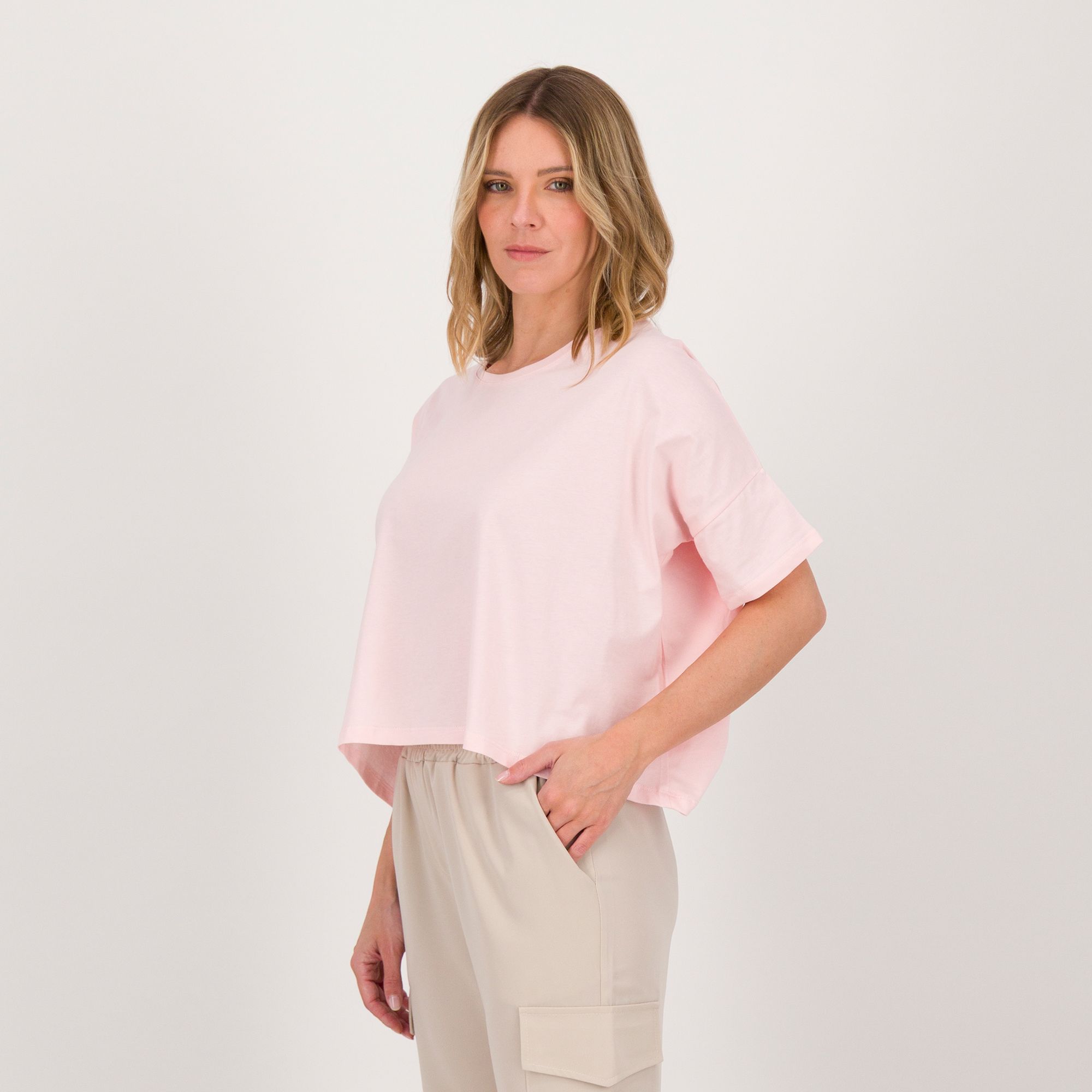 Risskio
T-shirt over
in cotone con fondo
asimmetrico