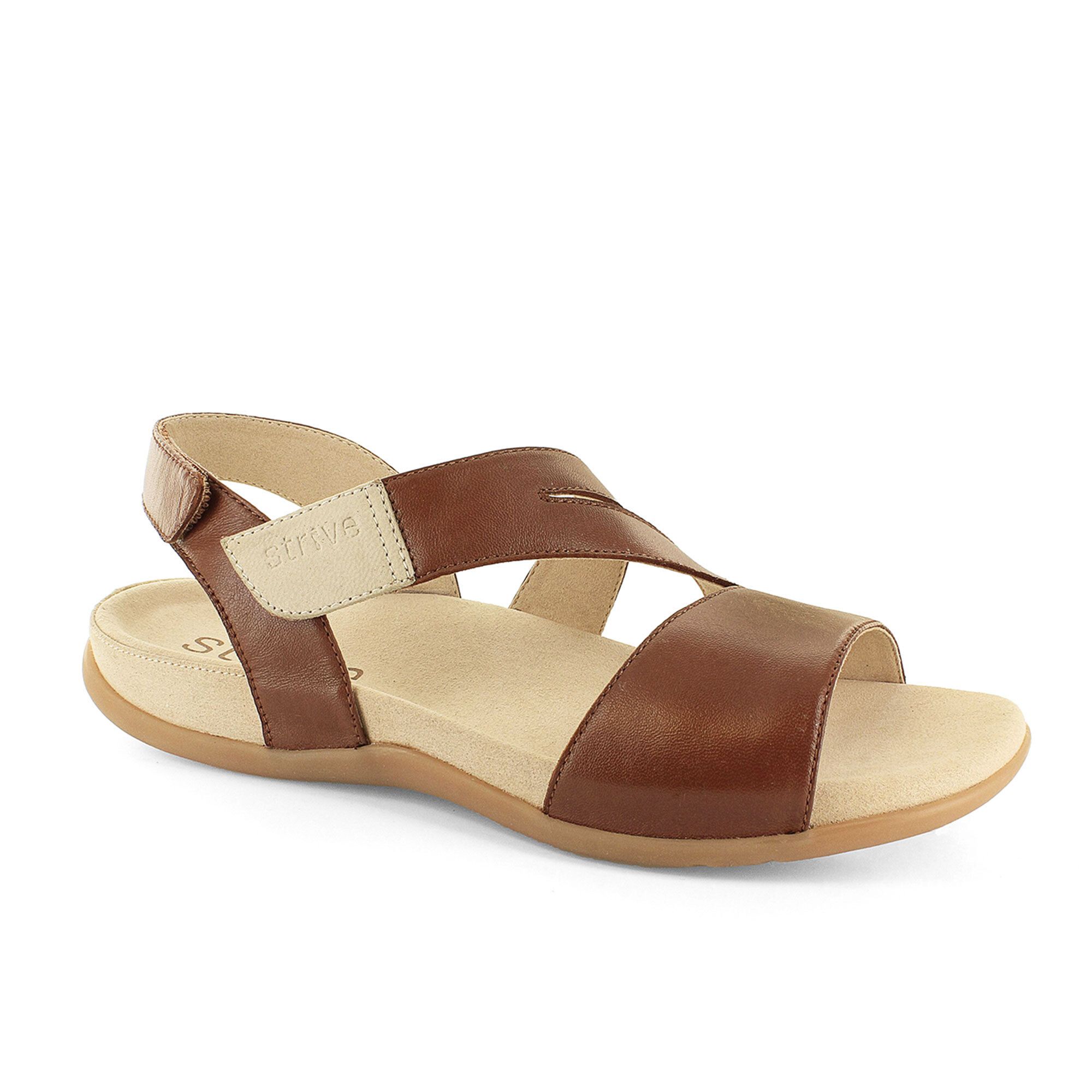 Strive Footwear
Sandali in pelle,
fascia regolabile con
velcro,soletta Memory