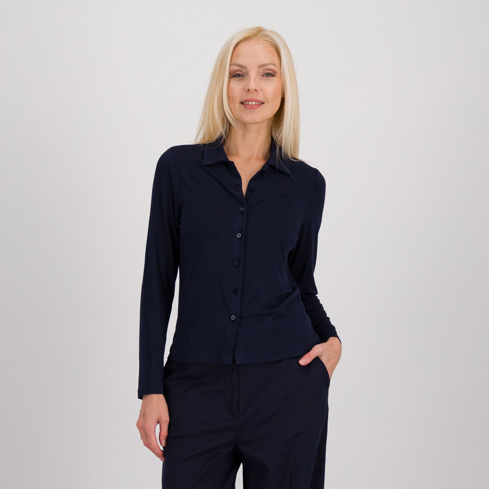 Caterina Lancini
Camicia in jersey
con seta
a manica lunga