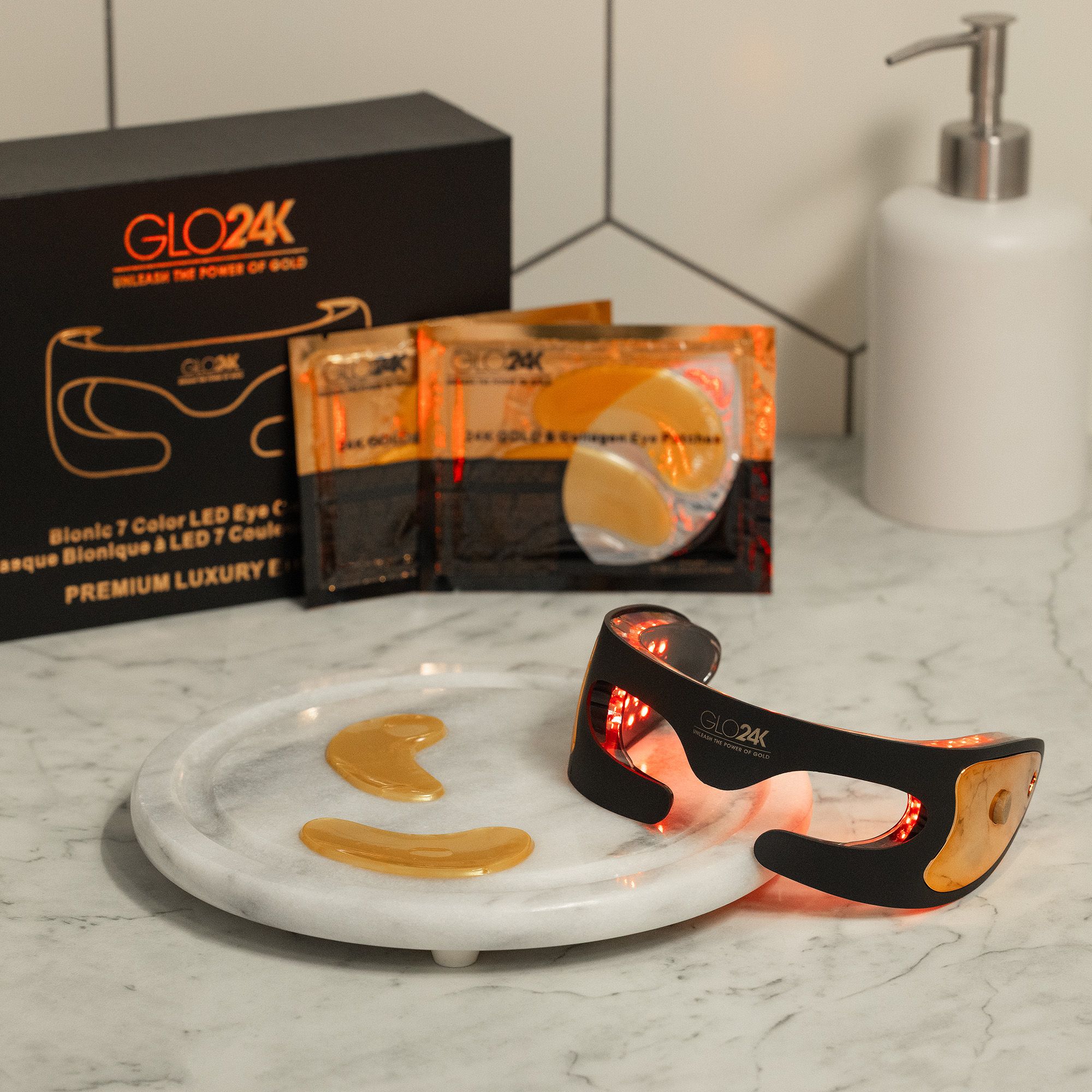 Glo24k
Maschera LED per il
contorno occhi +
10 paia eye patches