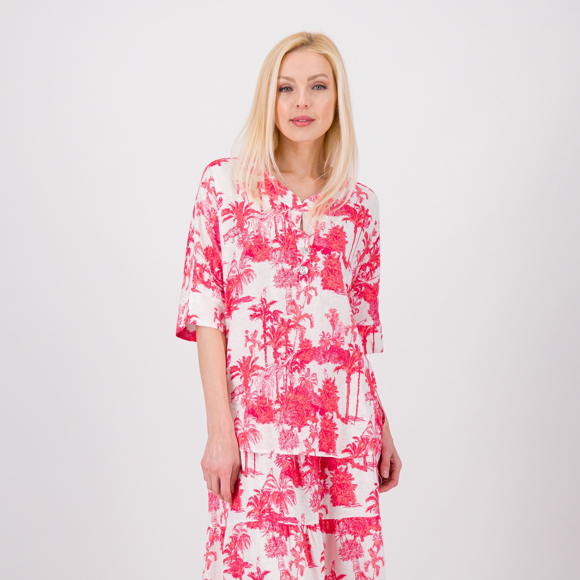 SottoMarino
Blusa in lino
e viscosa fantasia
maniche a kimono