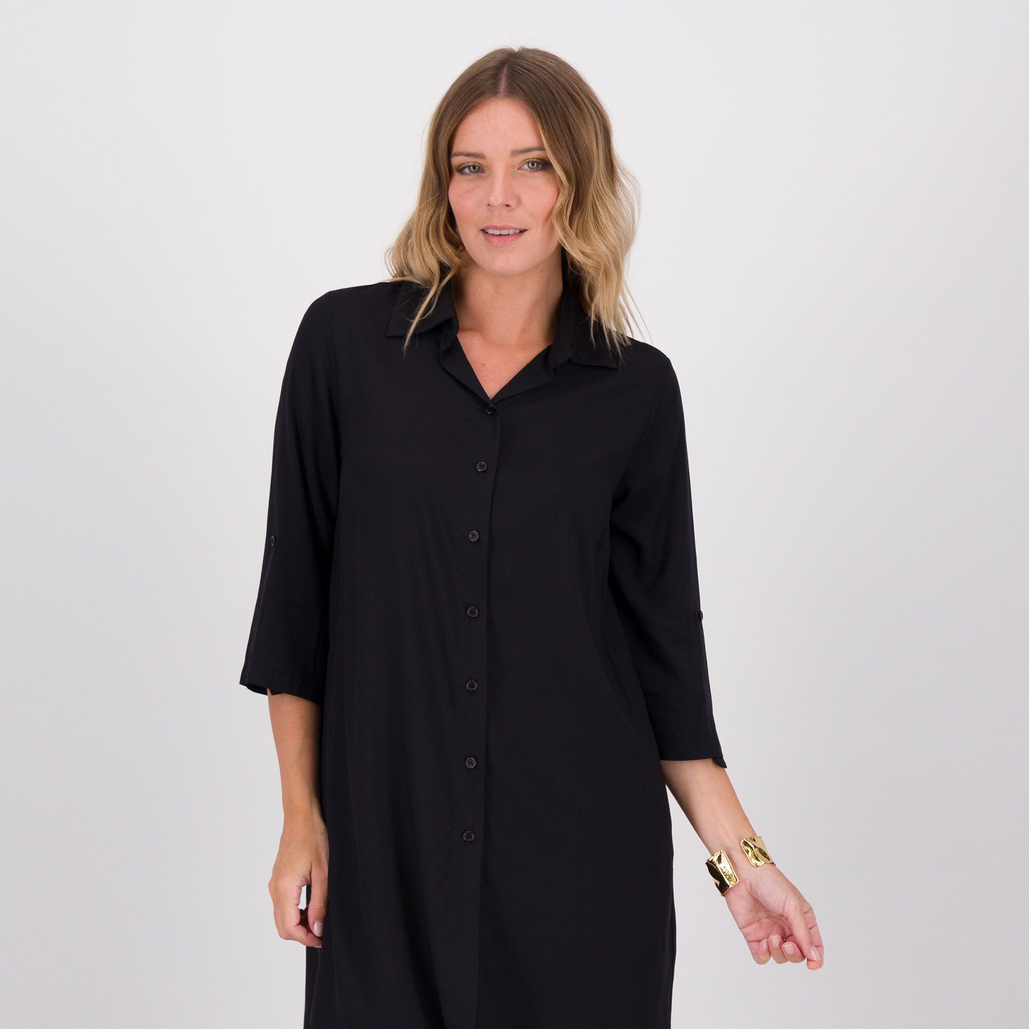 Caterina Lancini
Camicia in mussola
di viscosa con
maniche lunghe