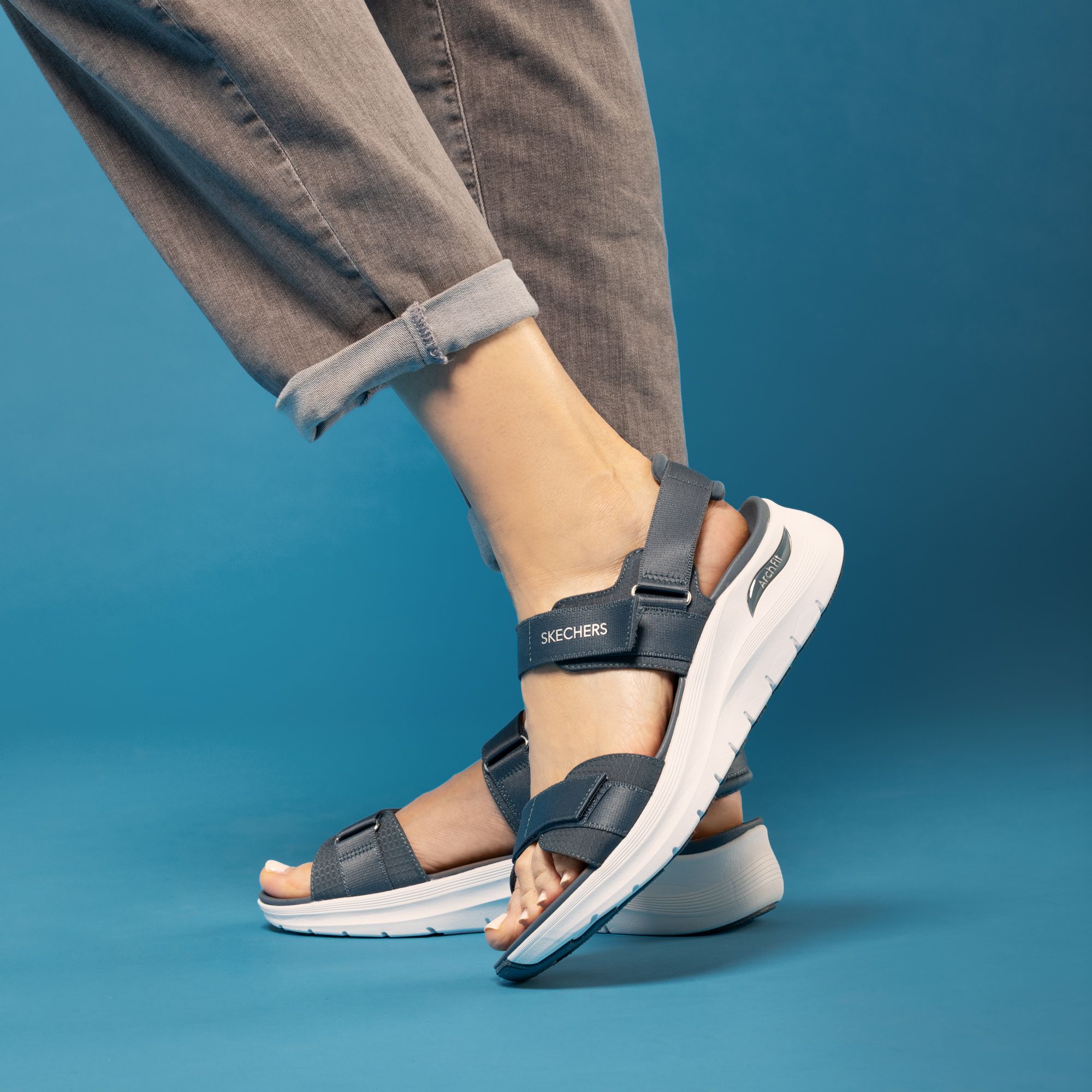 Skechers
Sandalo Arch-Fit® 2.0
fasce con velcro e
soletta ammortizzata