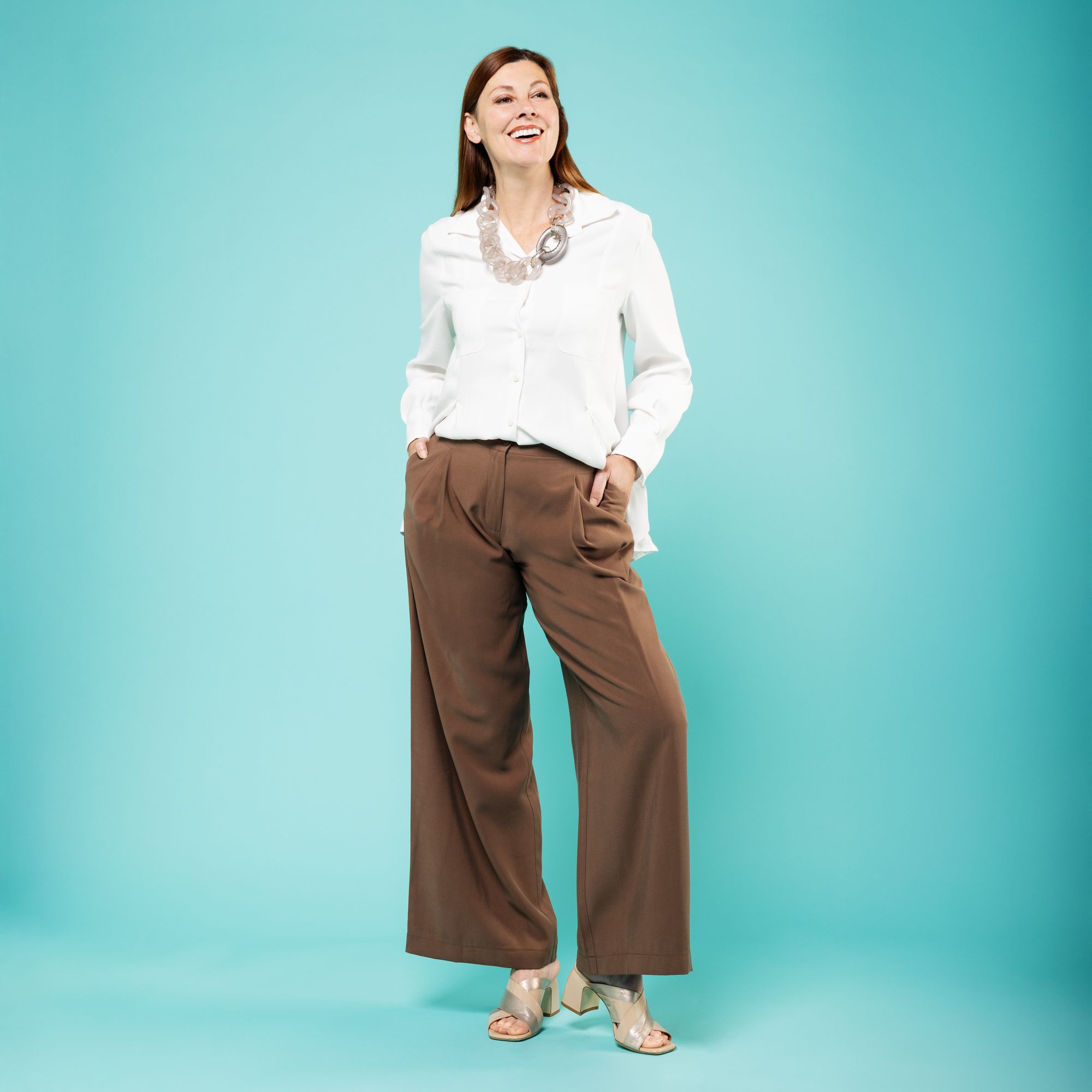 Olly Doo
Pantaloni ampi
con trama effetto
twill anche Petite