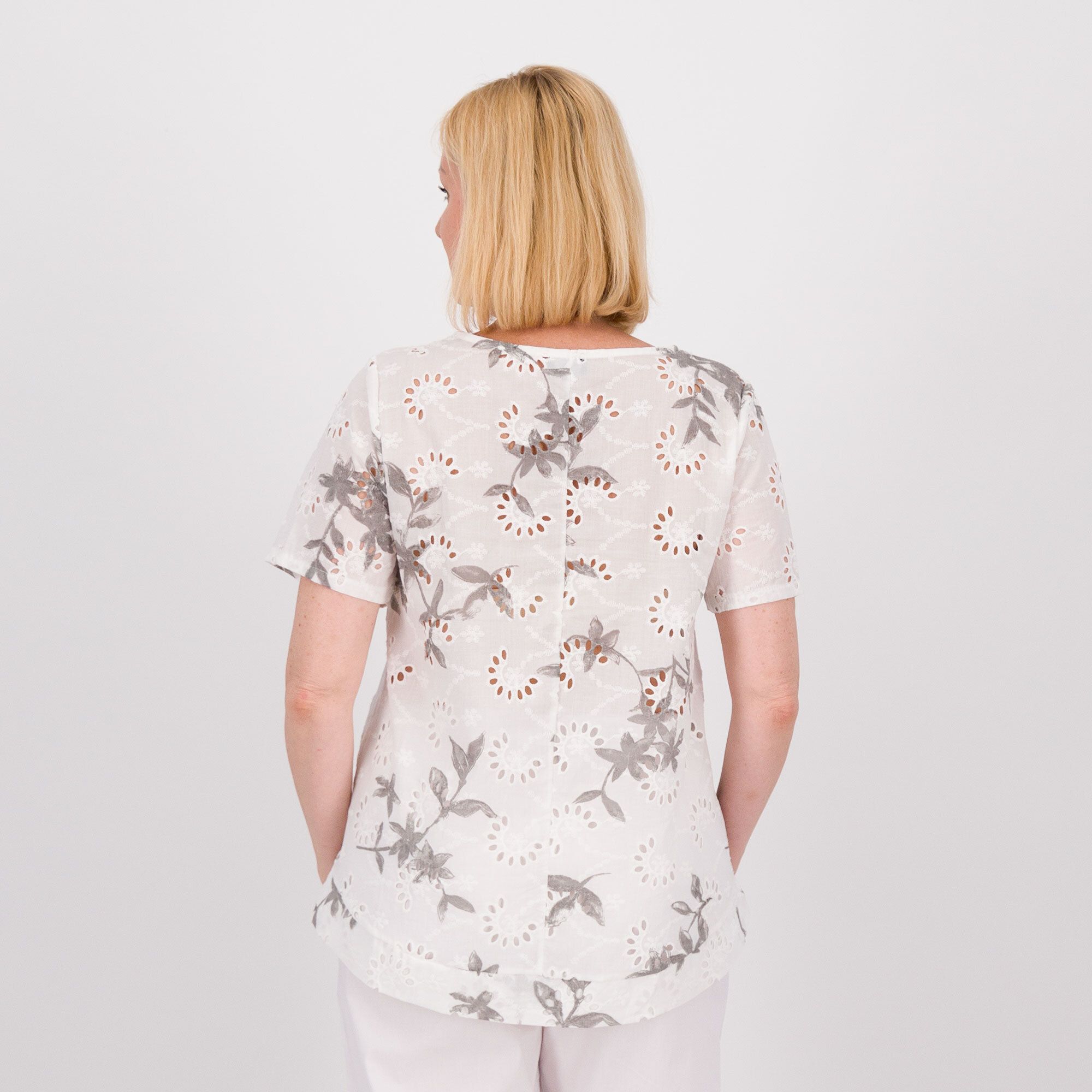 LUCREZIA SCIORTINO Blusa in cotone sangallo stampato