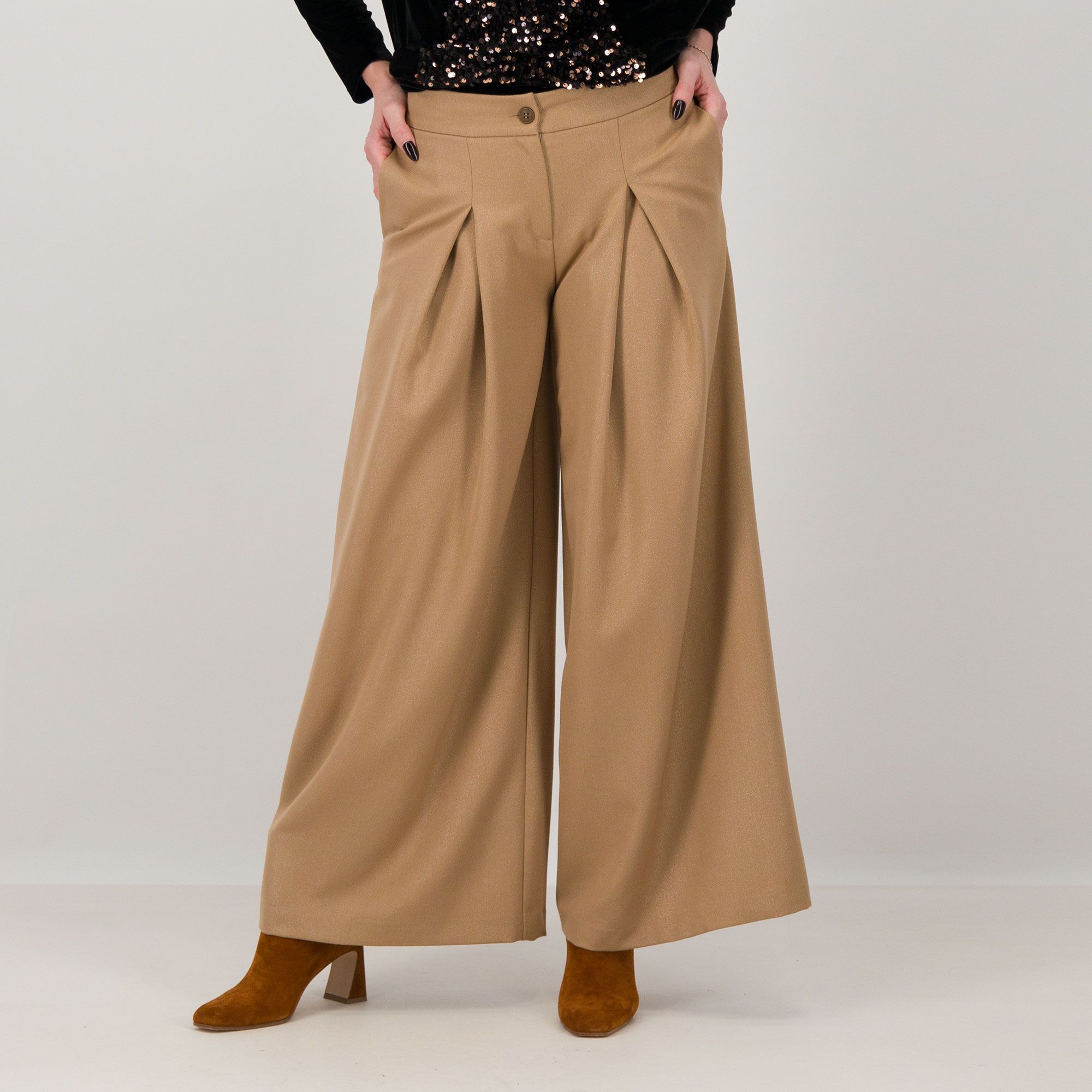 EXTESA
Pantaloni ampi
in tessuto cangiante
con vita elastica