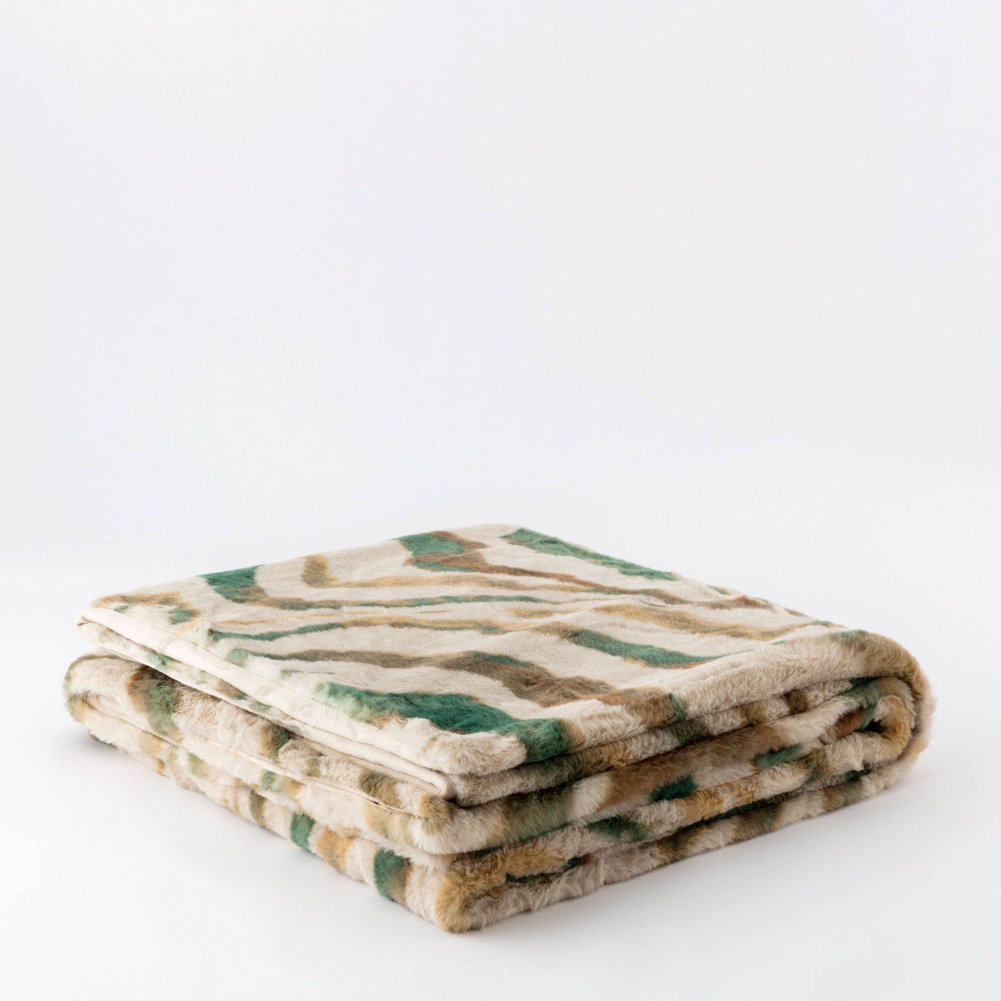 Carillo Home Zama Plaid in peluches fantasia