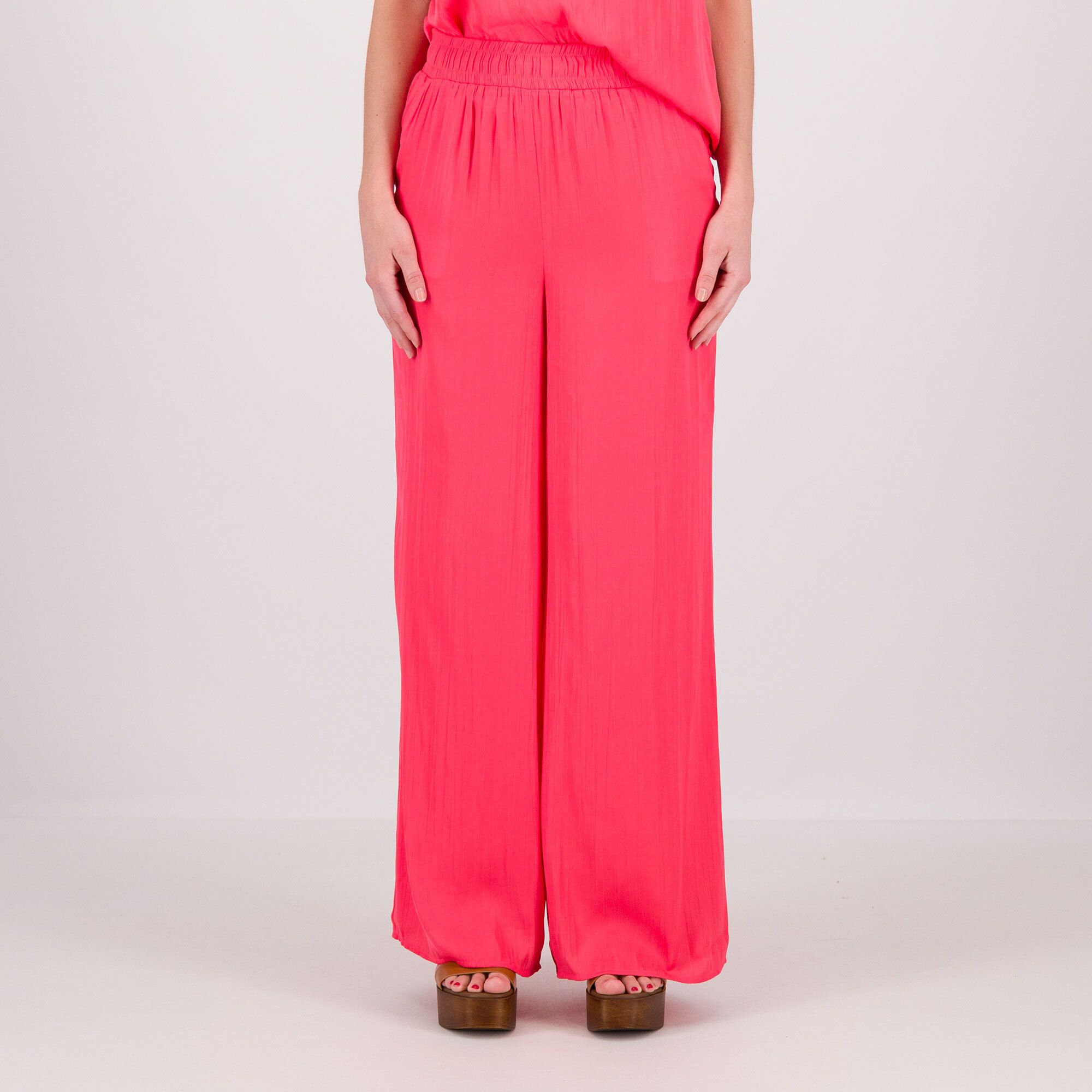 Isaac Mizrahi Live!
Pantaloni a gamba
larga in satin
effetto mosso