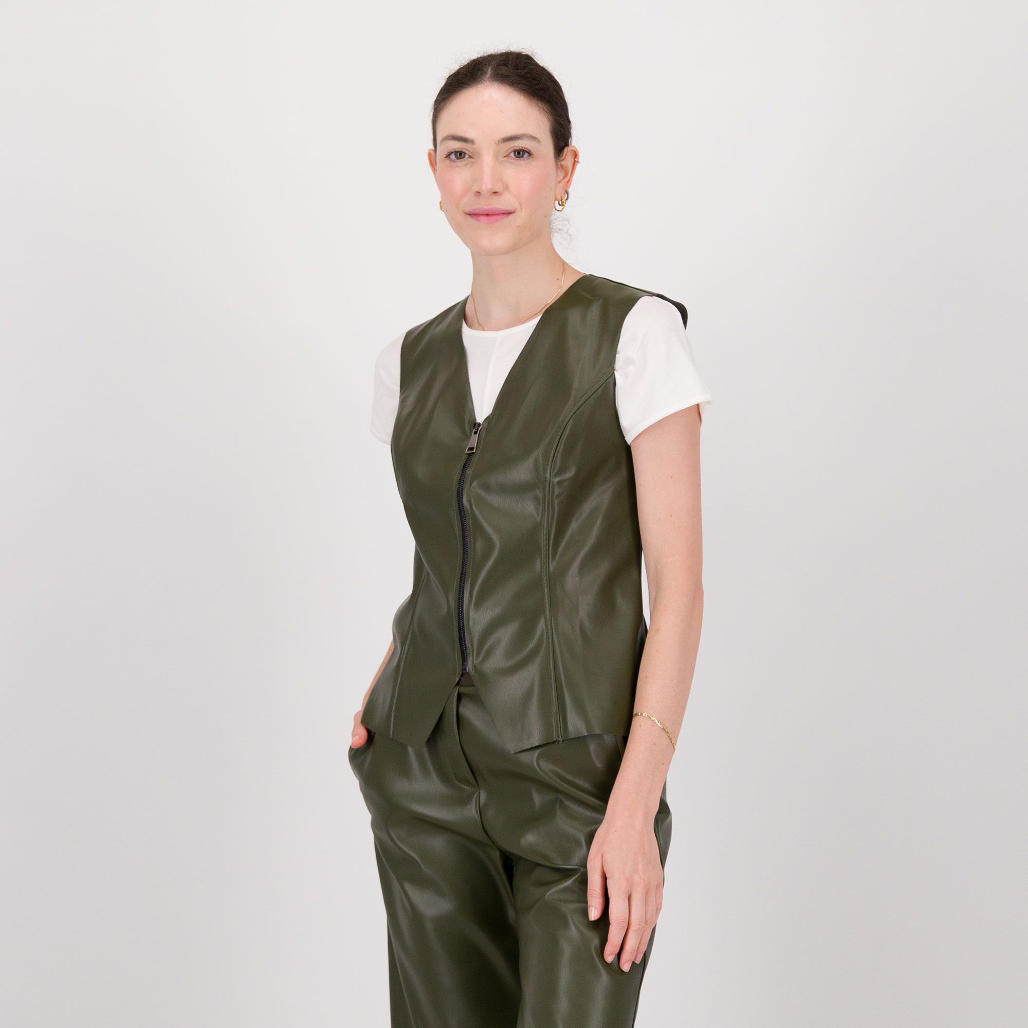 SottoMarino
Gilet con zip
in tessuto spalmato