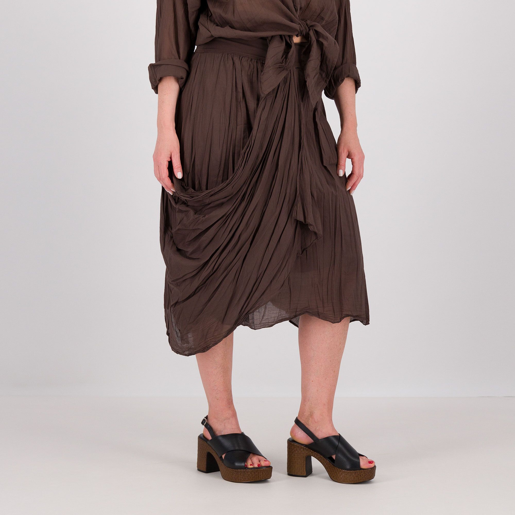 Colour Lab
Gonna in mussola
100% cotone con
motivo drappeggio
Made in Italy