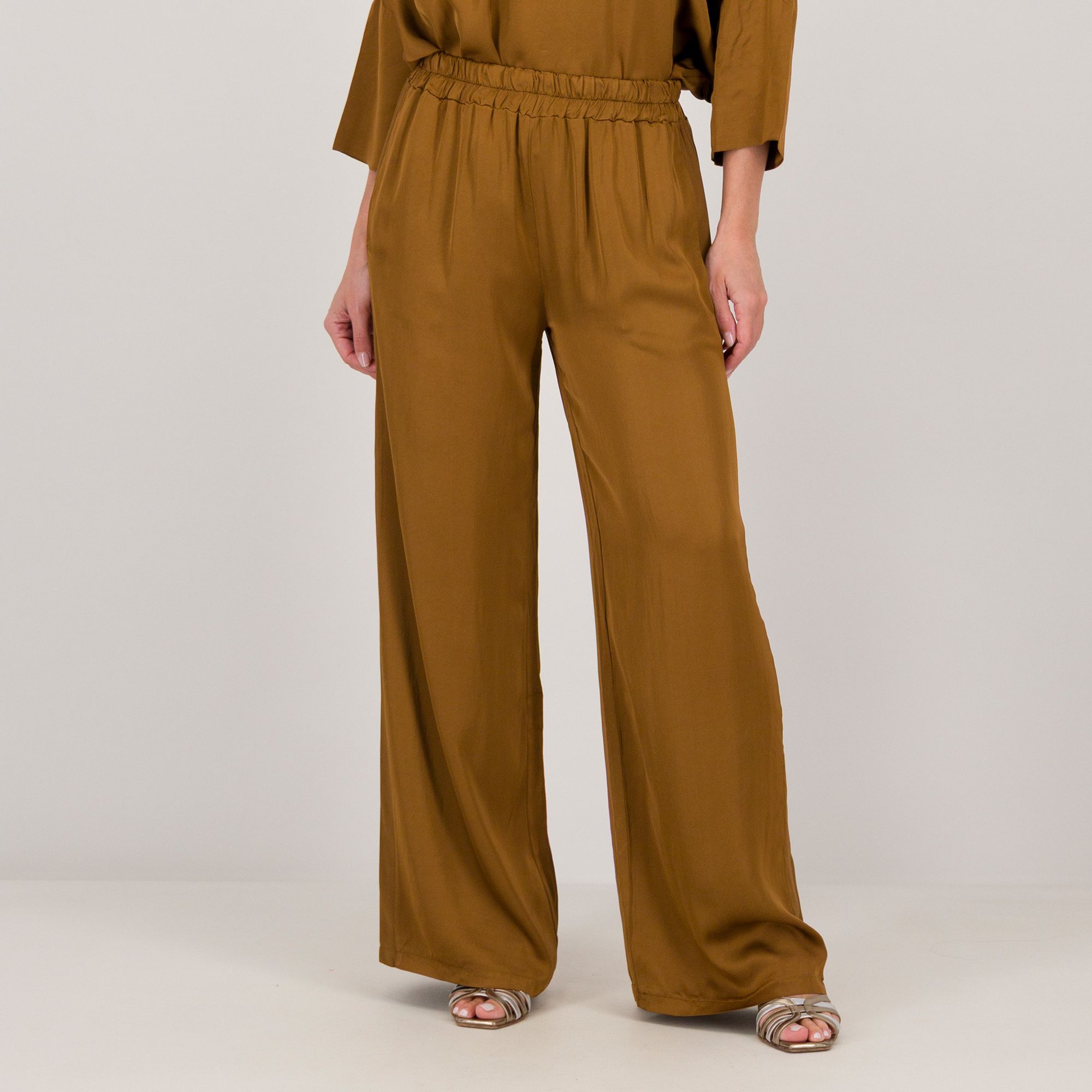 Mood Atelier Pantaloni ampi con tasche in raso
