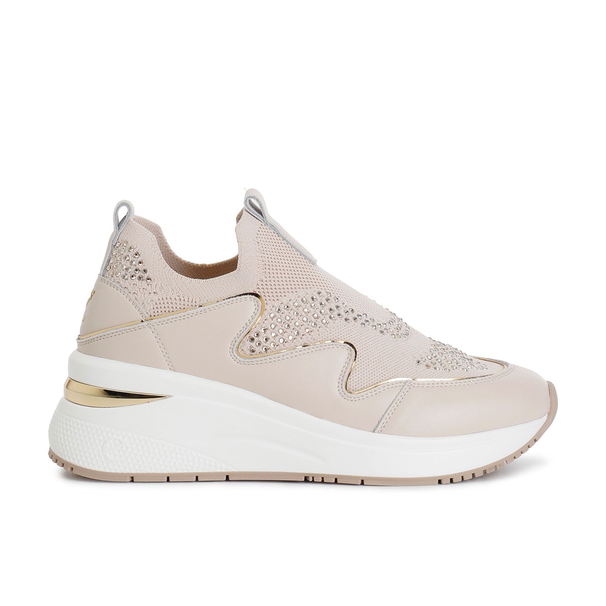 Cafè Noir
Slip-on in tessuto
e cuoio rivestito
con zeppa 6 cm