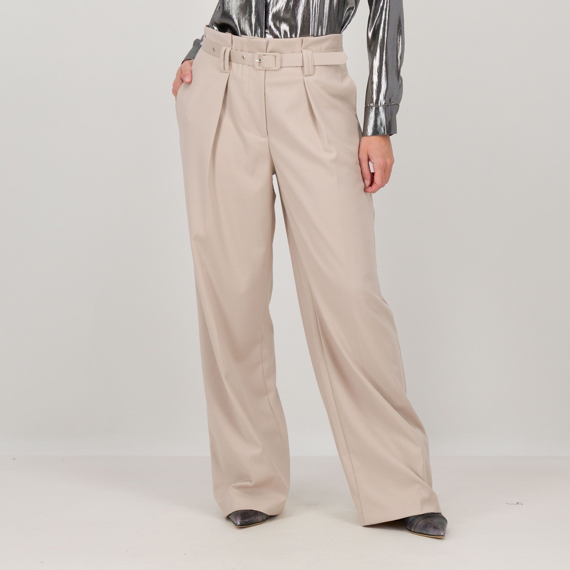 Palazzo Moda
Pantaloni
in flanella pettinata
con cintura