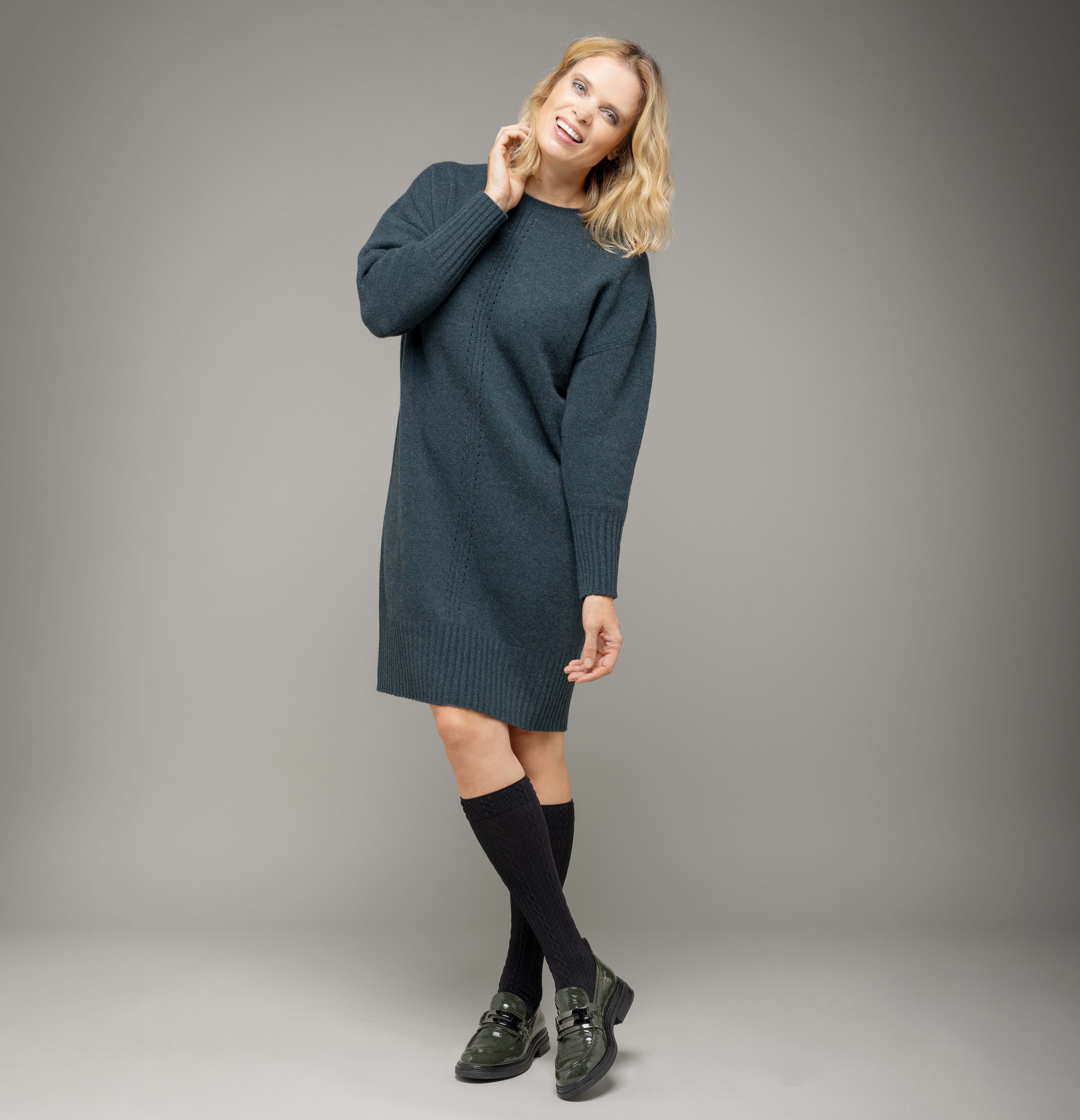 Hekla & Co
Abito in maglia
misto lana 
con cashmere