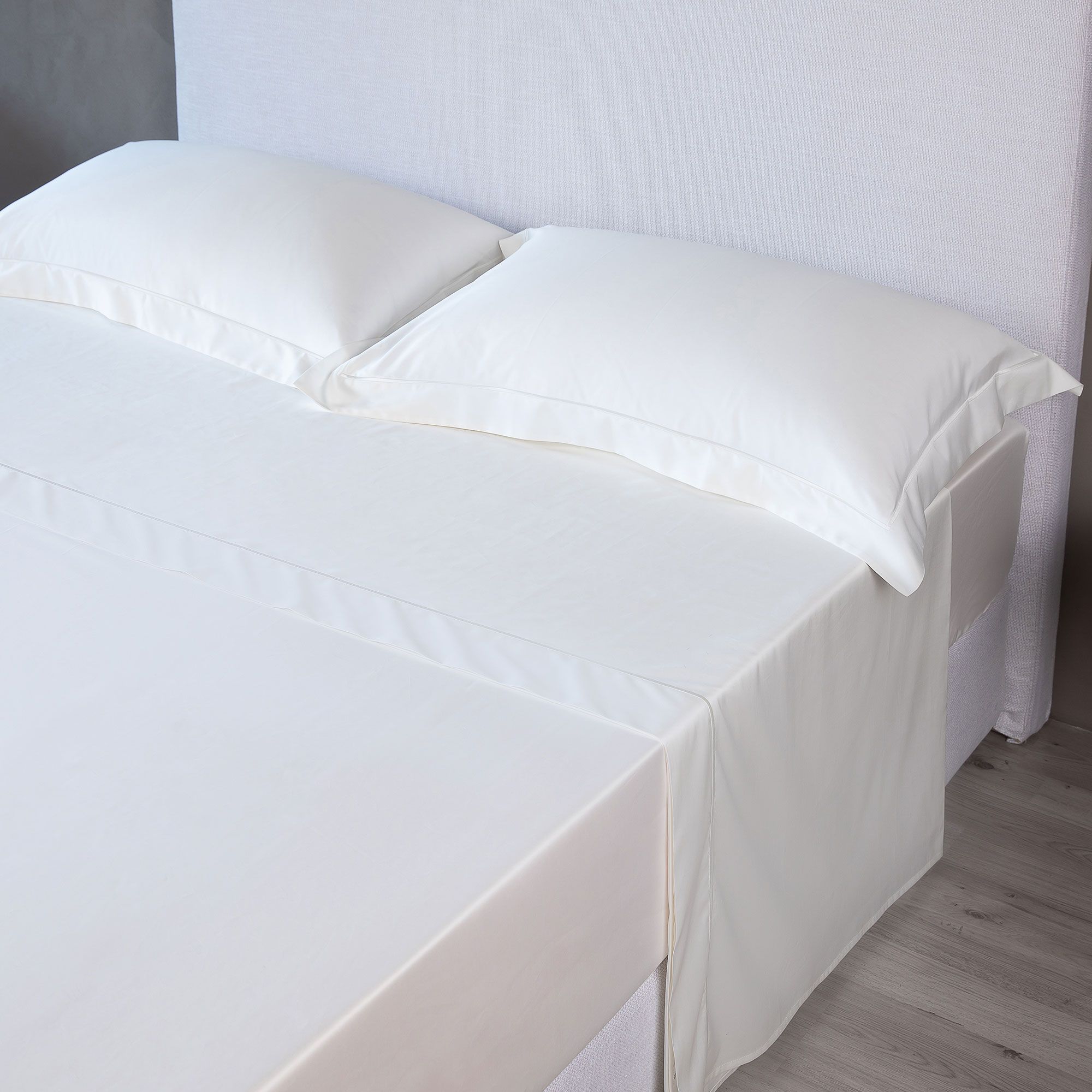 Ferò Giza completo letto matrimoniale in raso 700 TC
