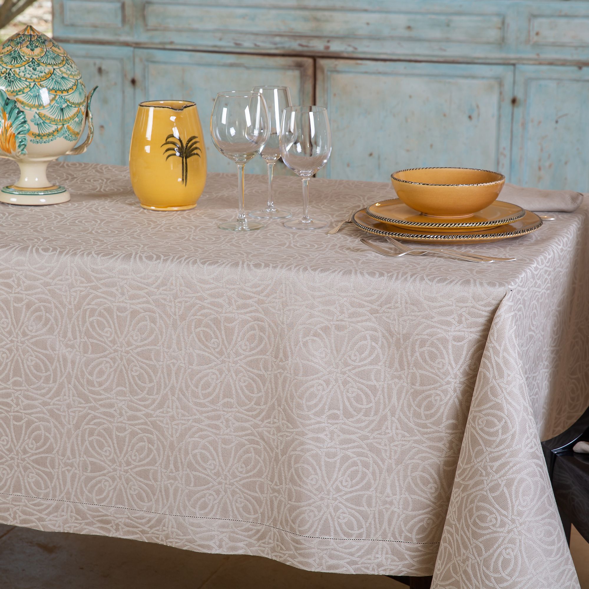 Ferò
Tovaglia rettangolare
Apulia in lino
e cotone jacquard