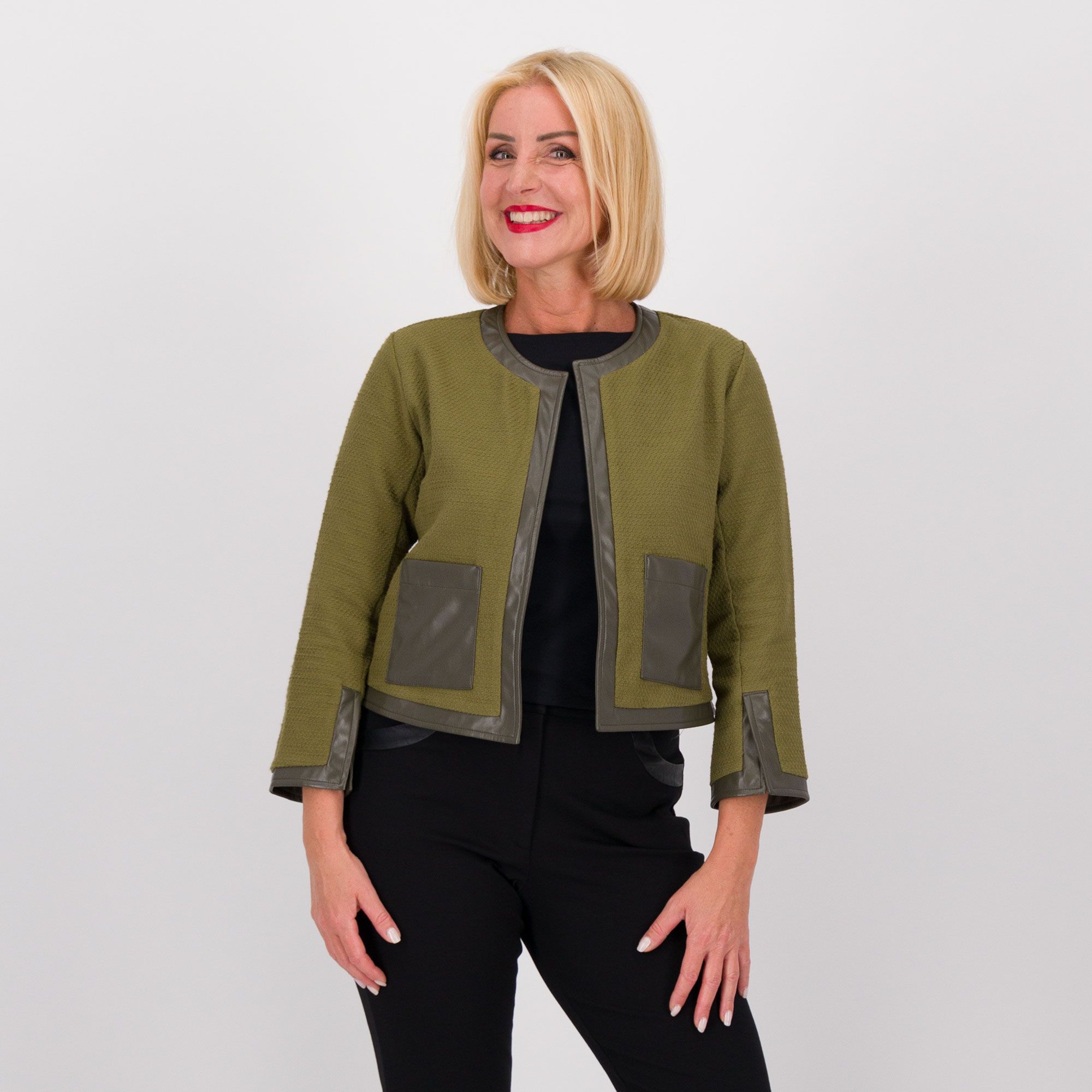 M’ama 
Giacca in tweed
con inserti in
tessuto spalmato