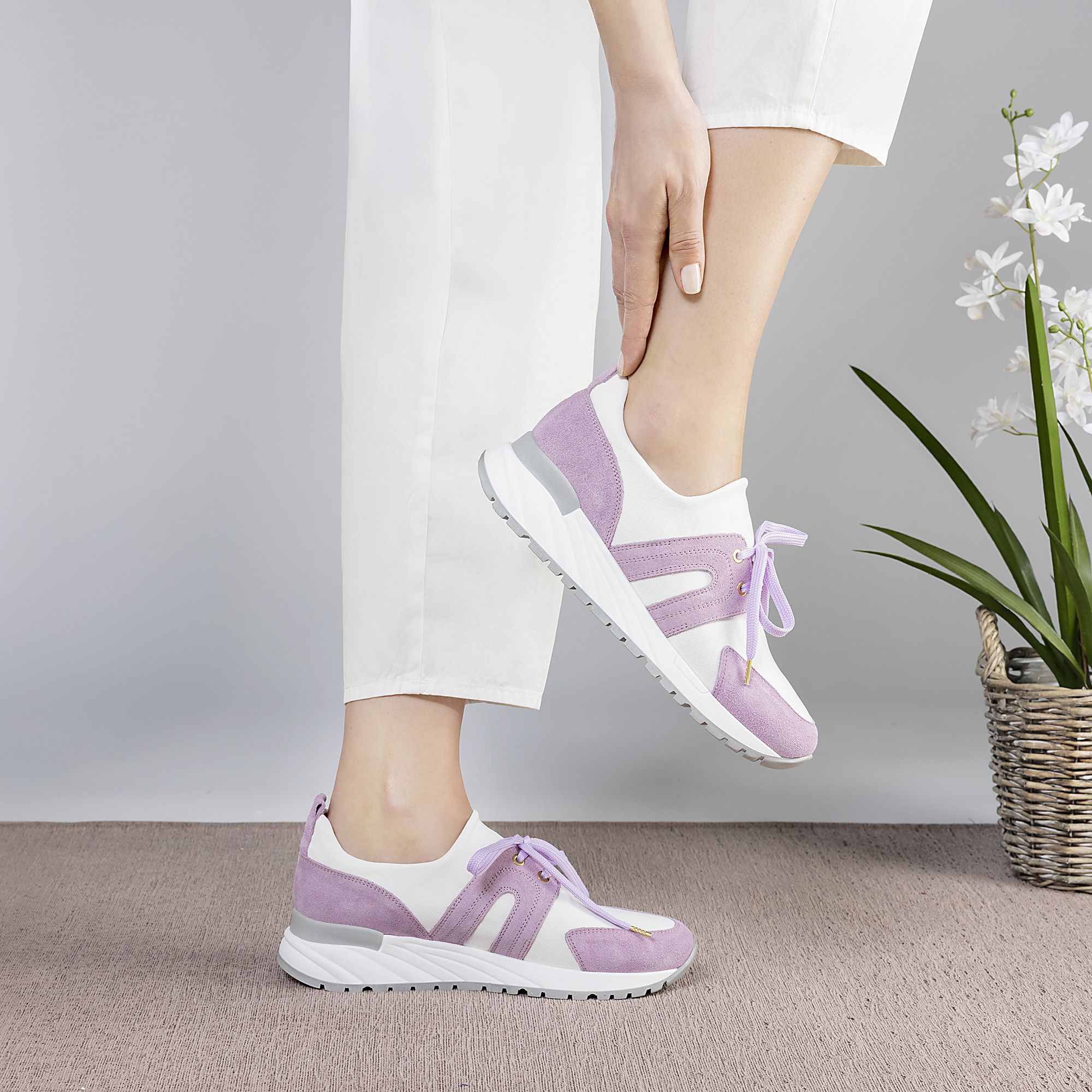 Le Serpentini Sneakers in tessuto con inserti in pelle scamosciata