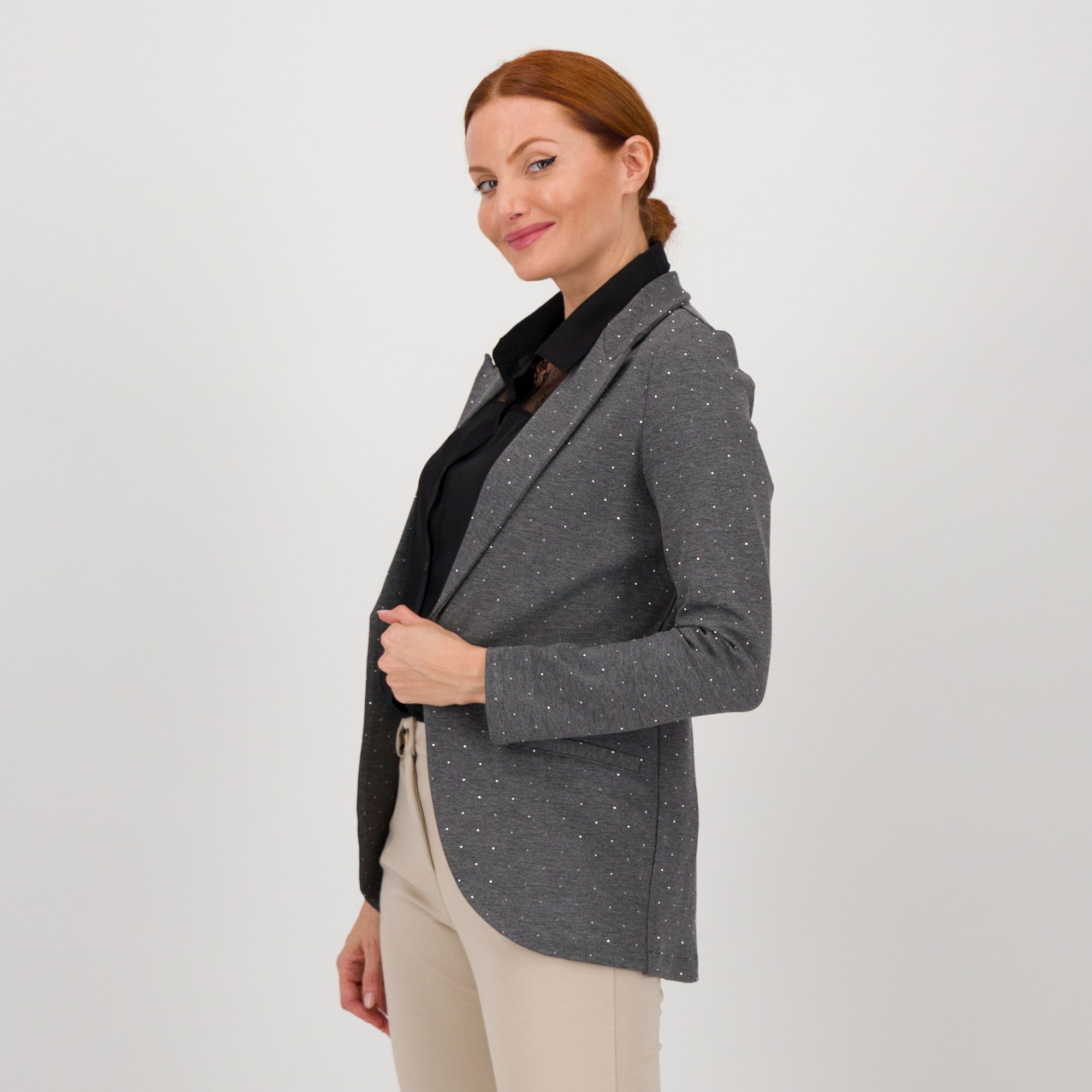 Enjoy
Blazer con tasche
in punto Milano
con borchiette