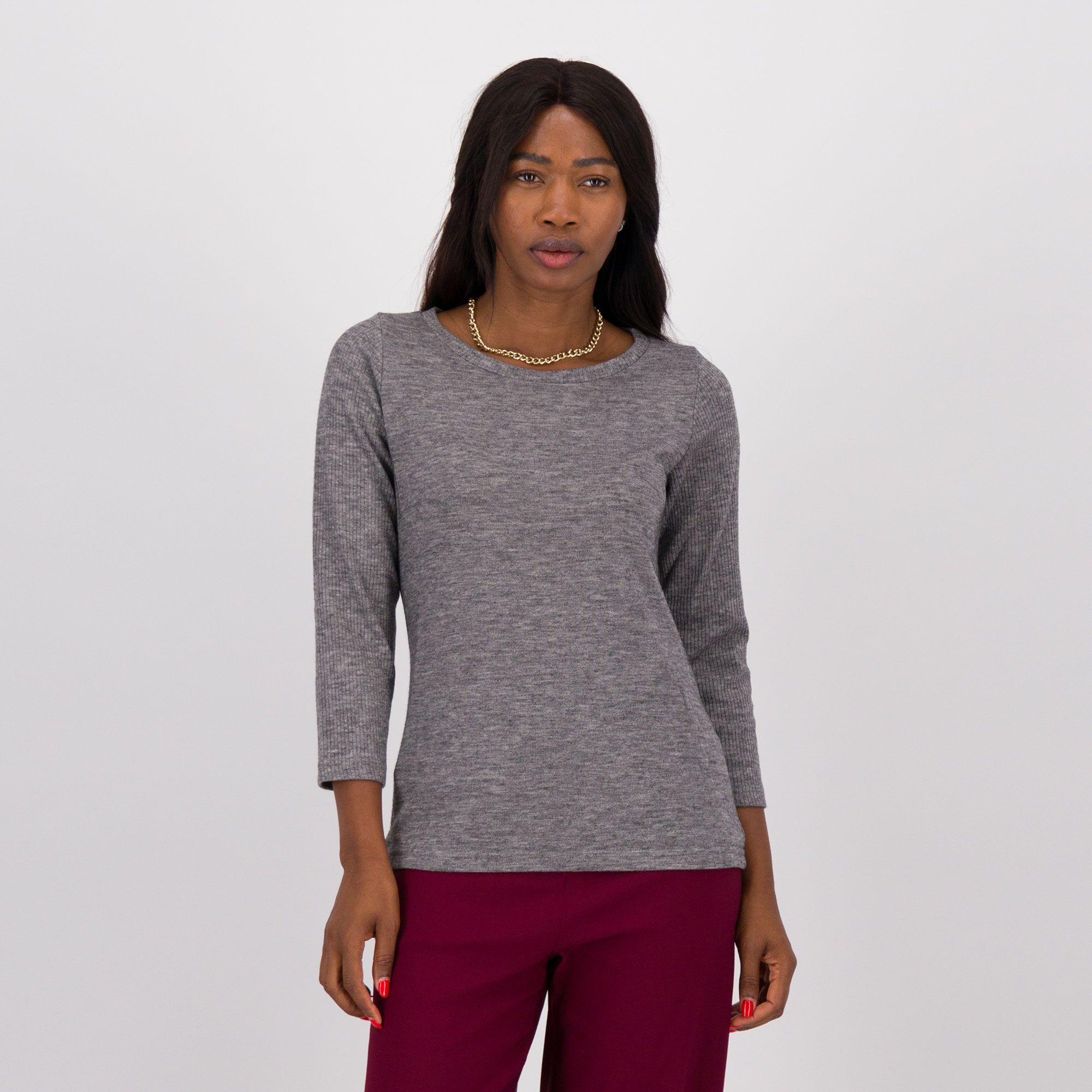 Caterina Lancini
Maglia in jersey
con manica lunga
e bordi a coste