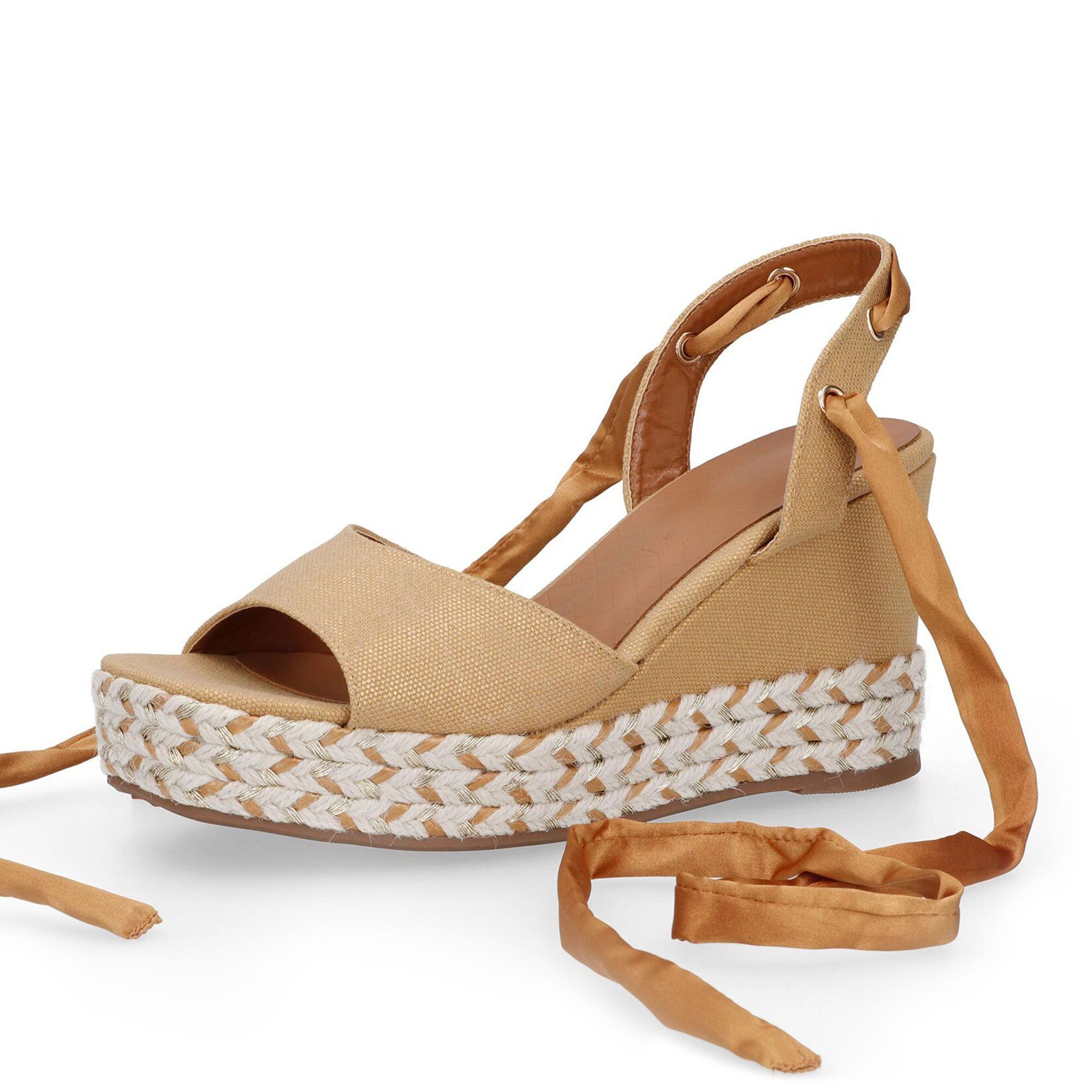 Sara Lopez
Sandali in tessuto
con zeppa 9,5 cm