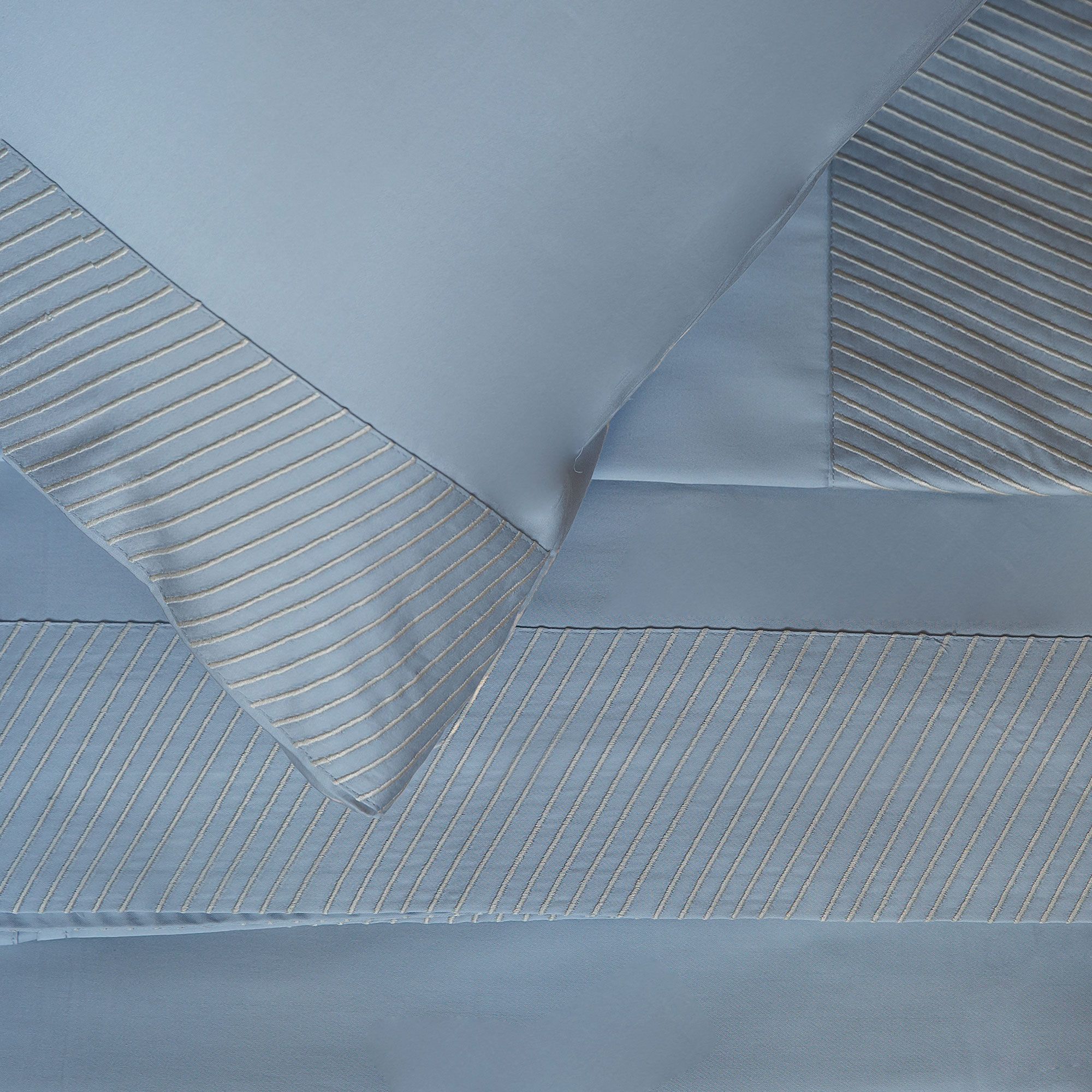 Ferò
Nettuno Completo 
letto matrimoniale 
raso di cotone 300TC