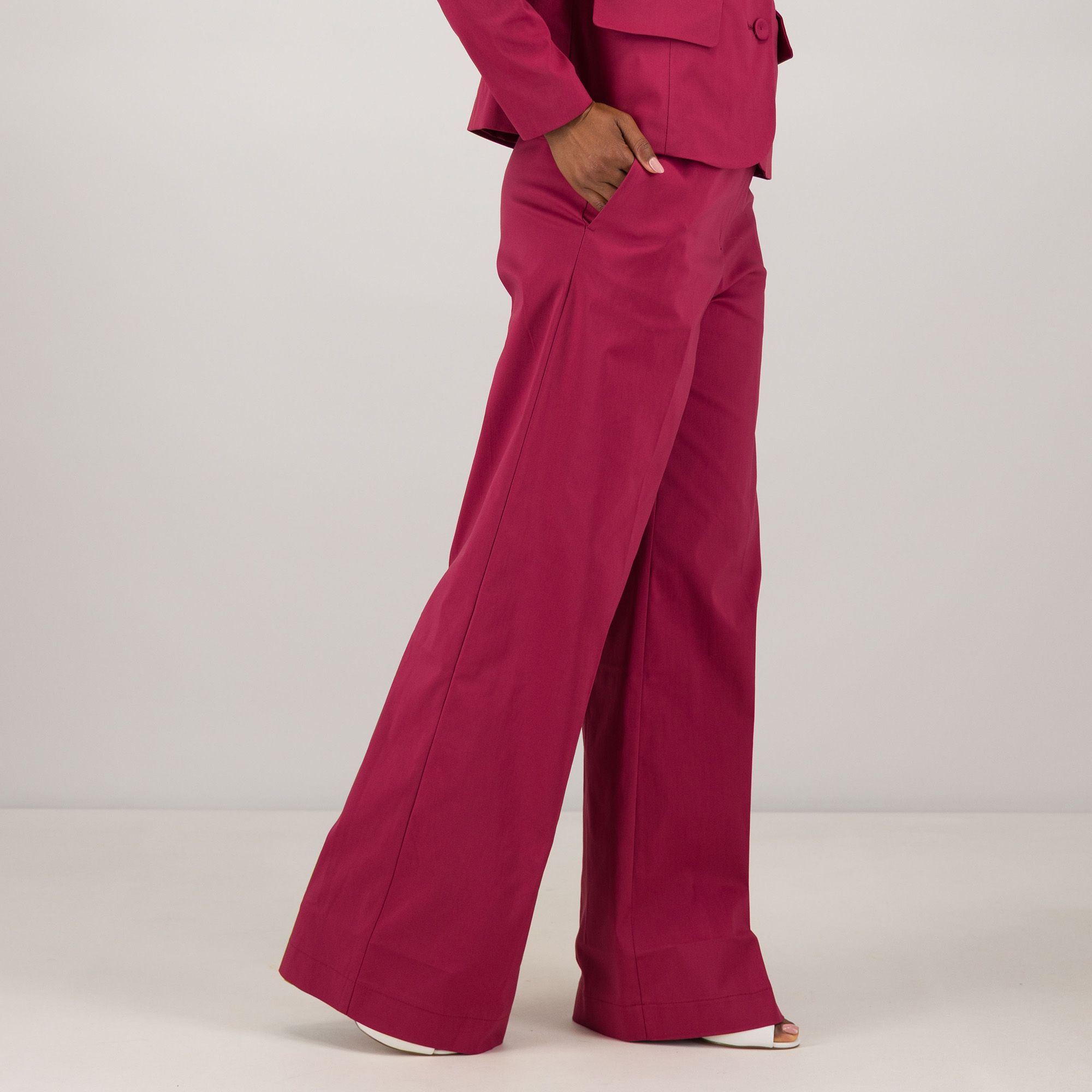 Caterina Lancini
Pantaloni a gamba
ampia con elastico