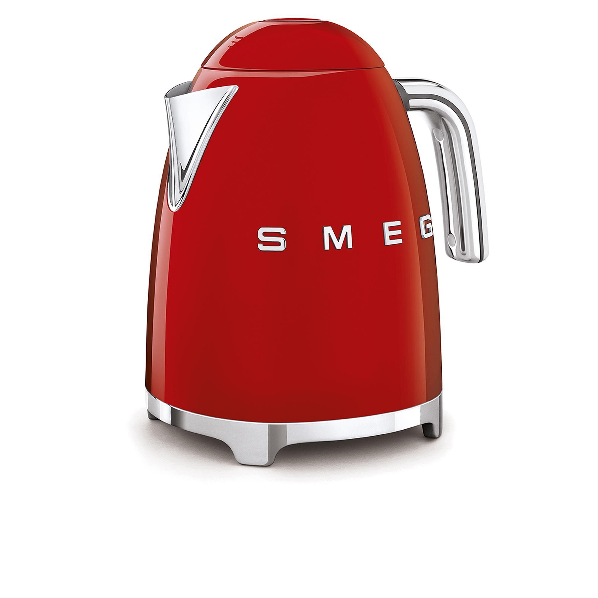 Smeg
Bollitore elettrico
1,7 Lt, spegnimento
automatico 100°C
soft opening