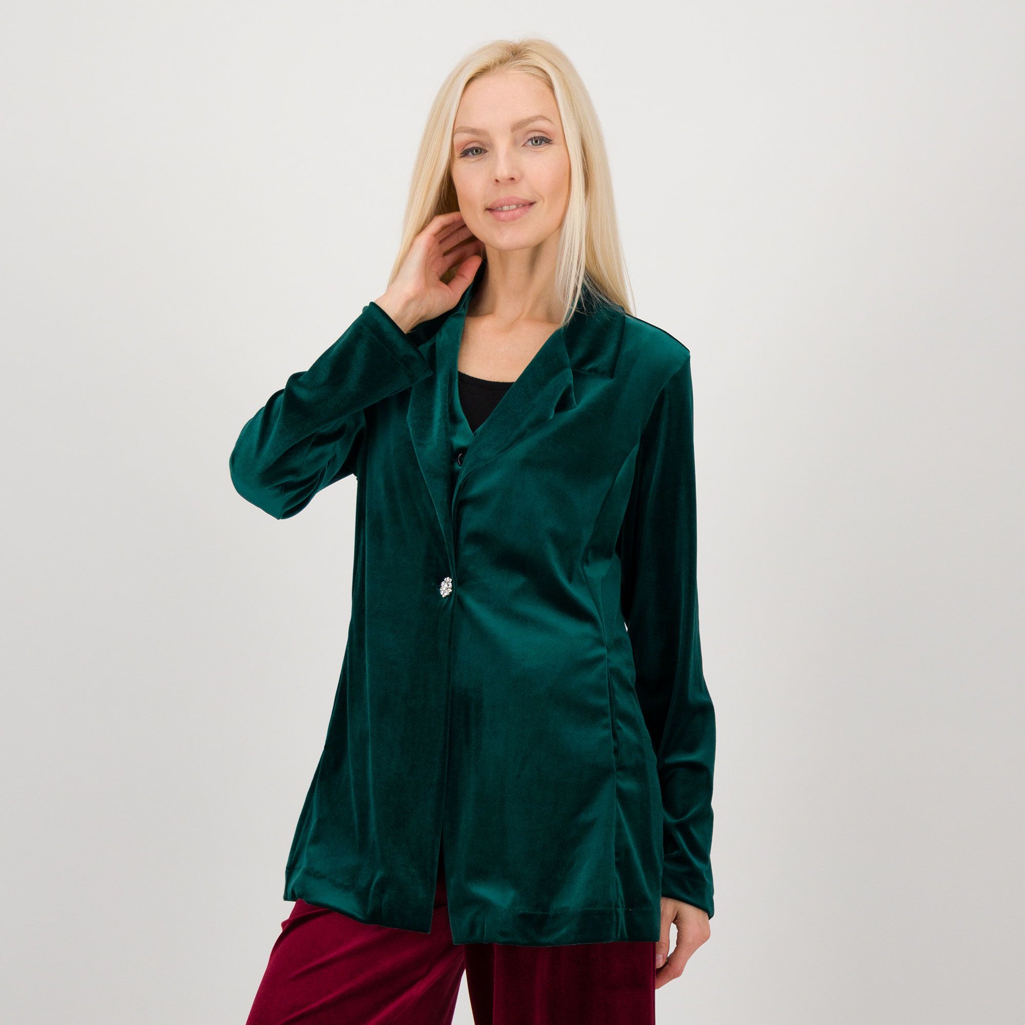 Bianca Della Torre
Blazer in velluto con
bottone gioiello