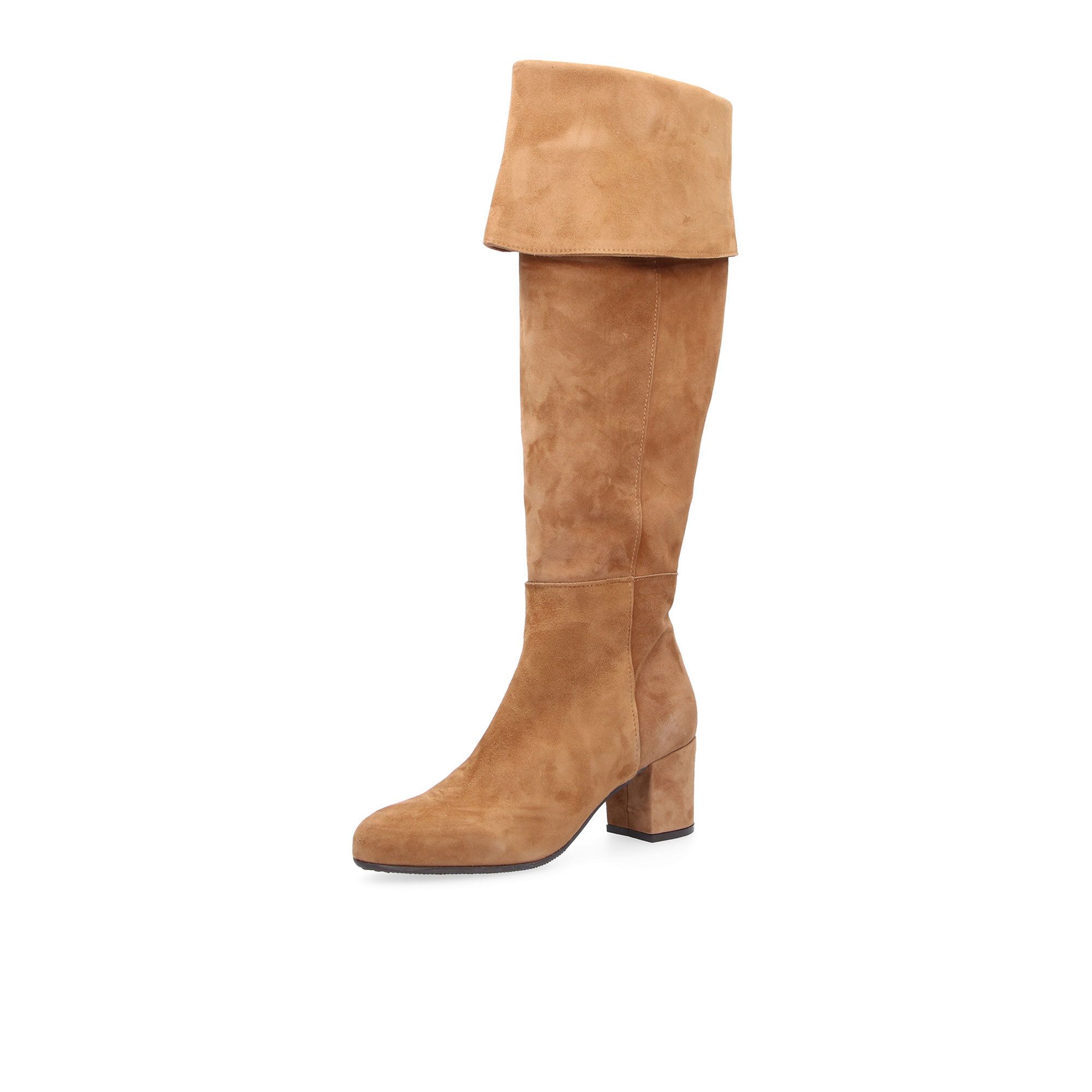 Galieti
Stivali in pelle con
bavero rigirabile
tacco 6,5cm